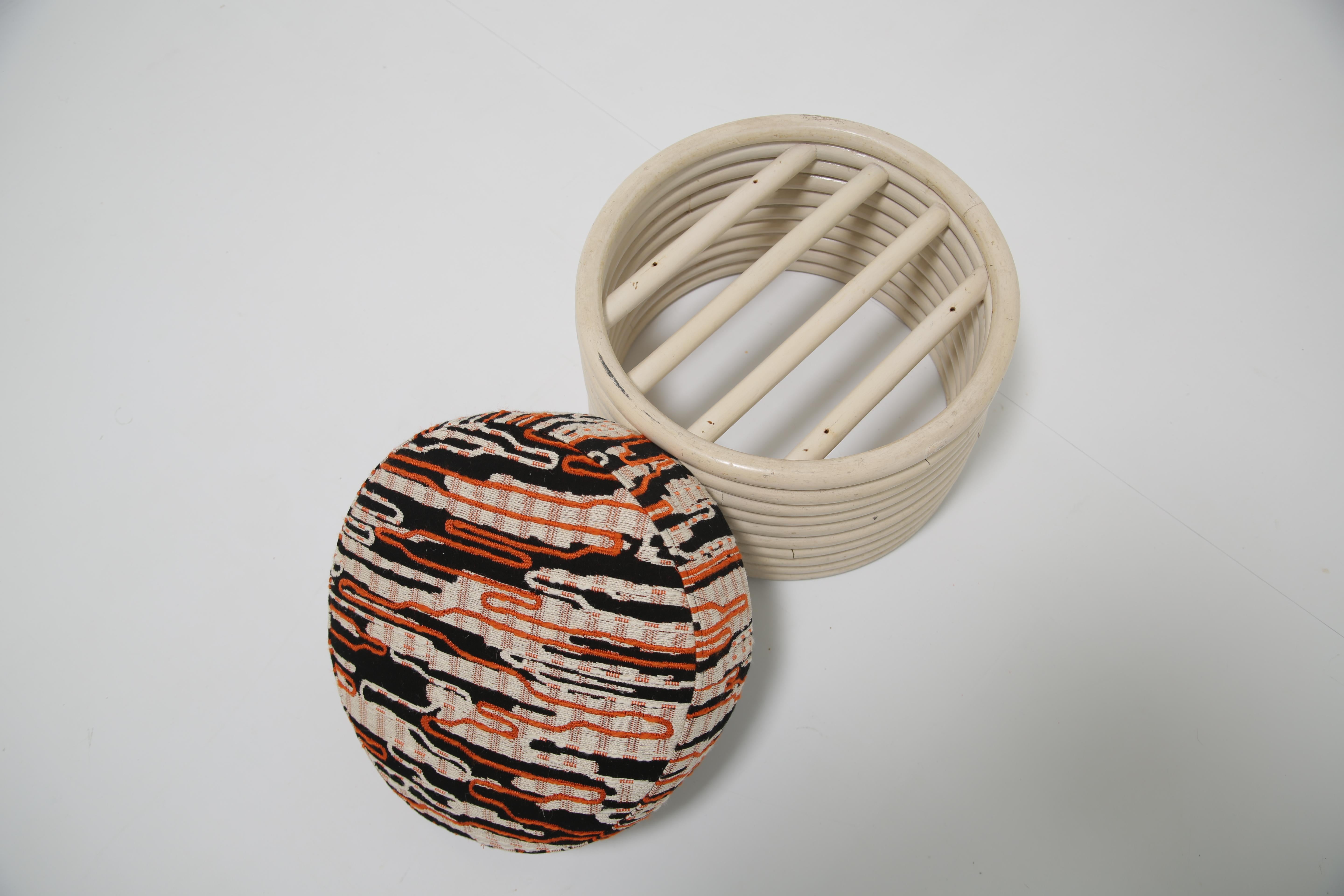 Dedar Fabric Ani Albers pattern covered White  Bamboo mid-century stool For Sale 5