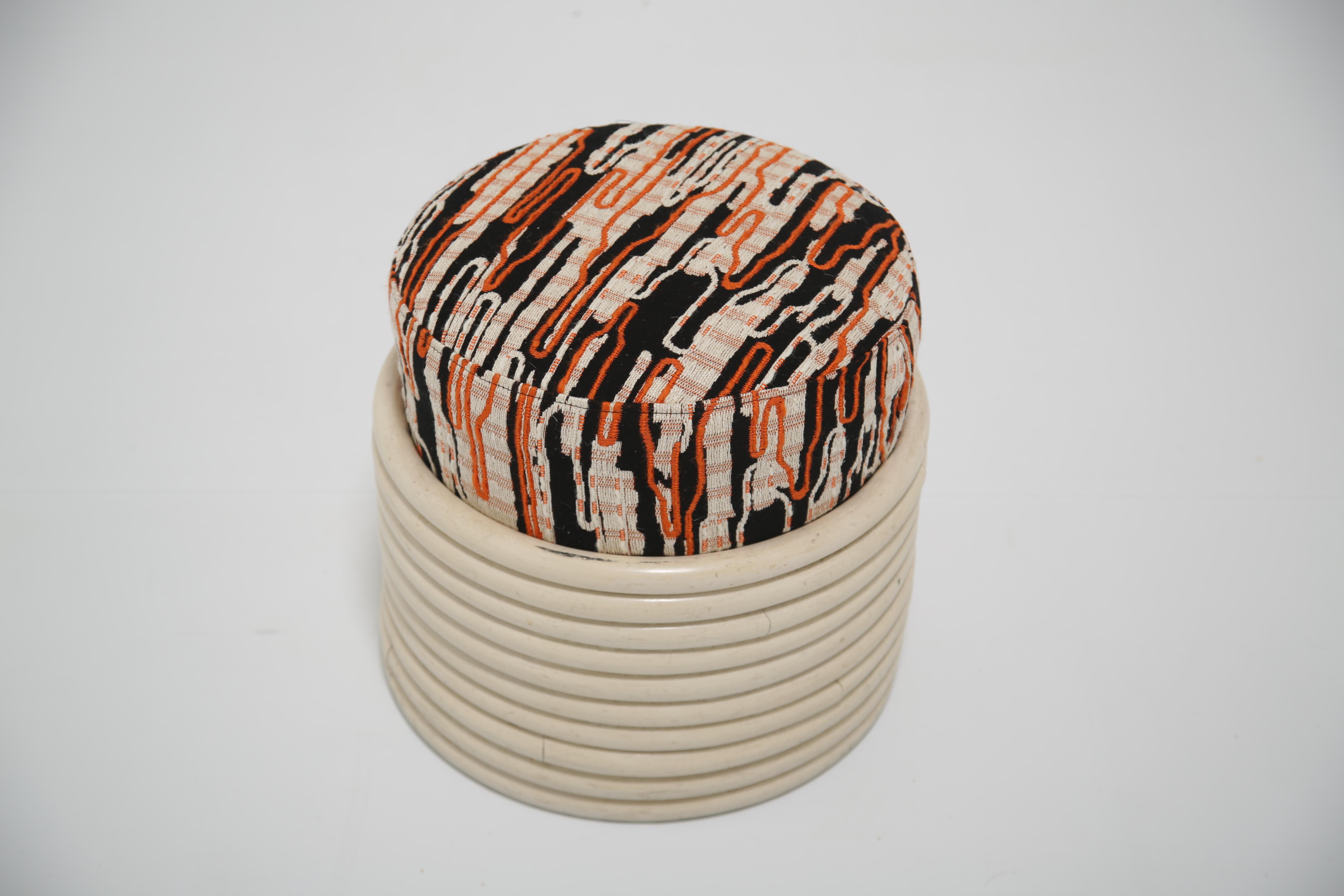 Dedar Fabric Ani Albers pattern covered White  Bamboo mid-century stool For Sale 3