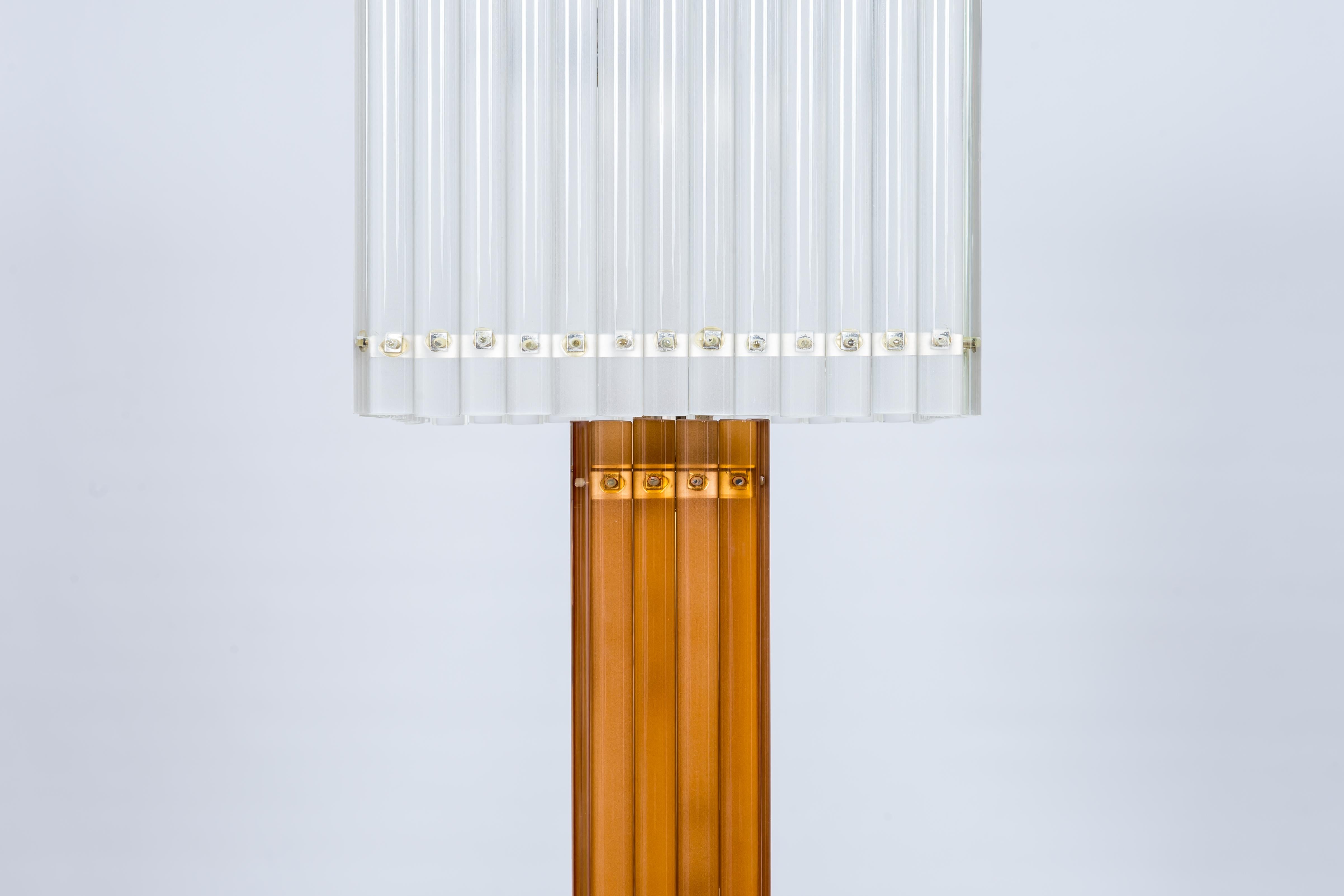 Personalizable Pareja de lámparas de pie deco de cristal de Murano color ámbar y transparente Italia en venta 6