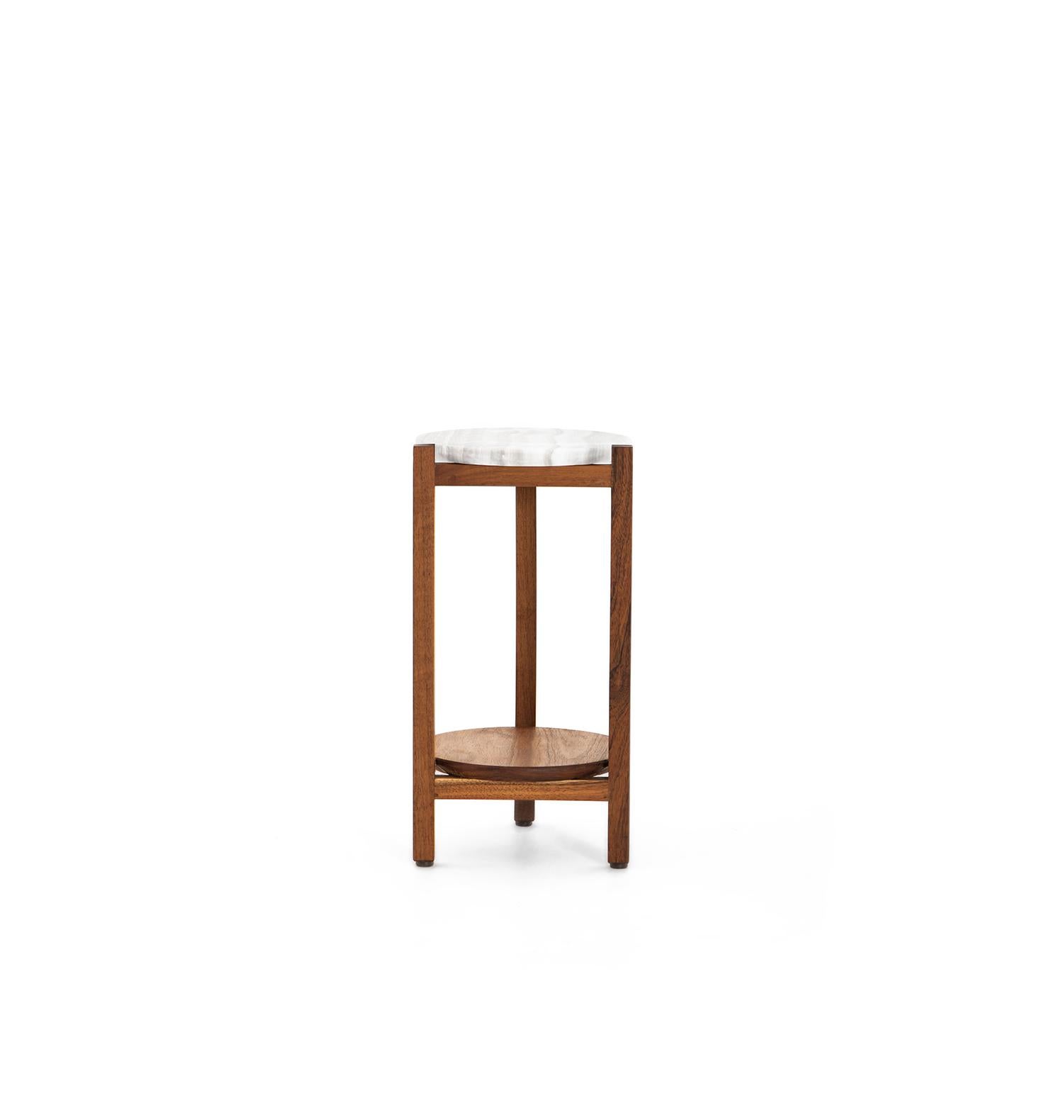 Hand-Crafted Dedo C Side Table For Sale