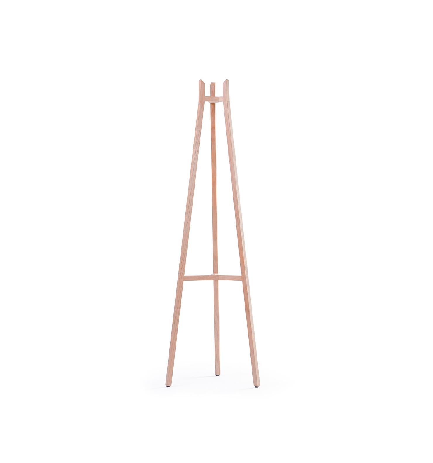 Introducing the Perchero DEDO, a Mexican contemporary coat stand designed by Emiliano Molina for CUCHARA. 

With its simple yet striking design, this stand is the perfect addition to any modern home. The set of angles and thin lines create a sleek