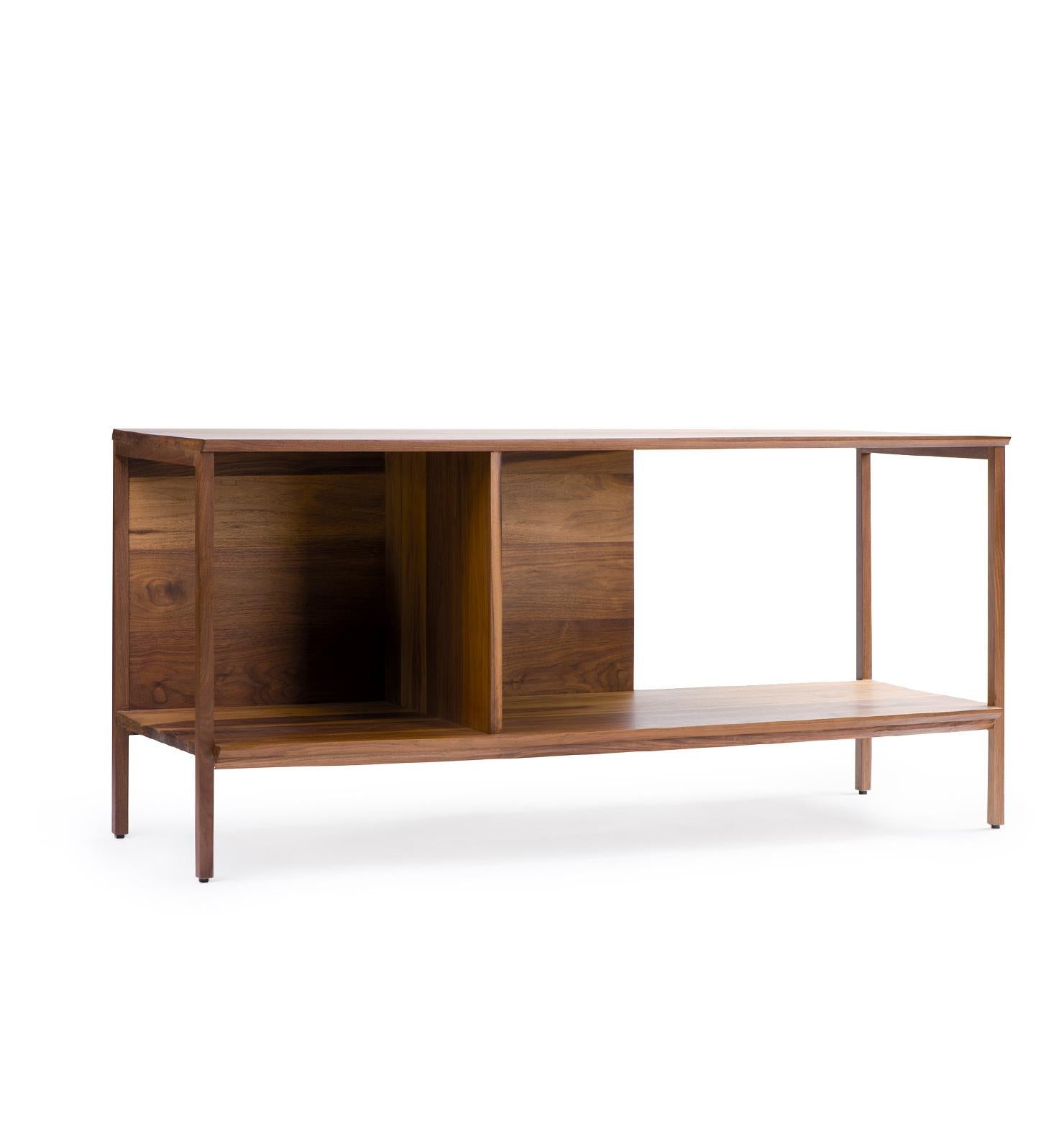 Consola Dedo, Mexican Contemporary Console by Emiliano Molina for CUCHARA

One of the main pieces of the collection. This furniture allows you to appreciate its woodwork from every angle. Produced in three different types of wood: tzalam, walnut