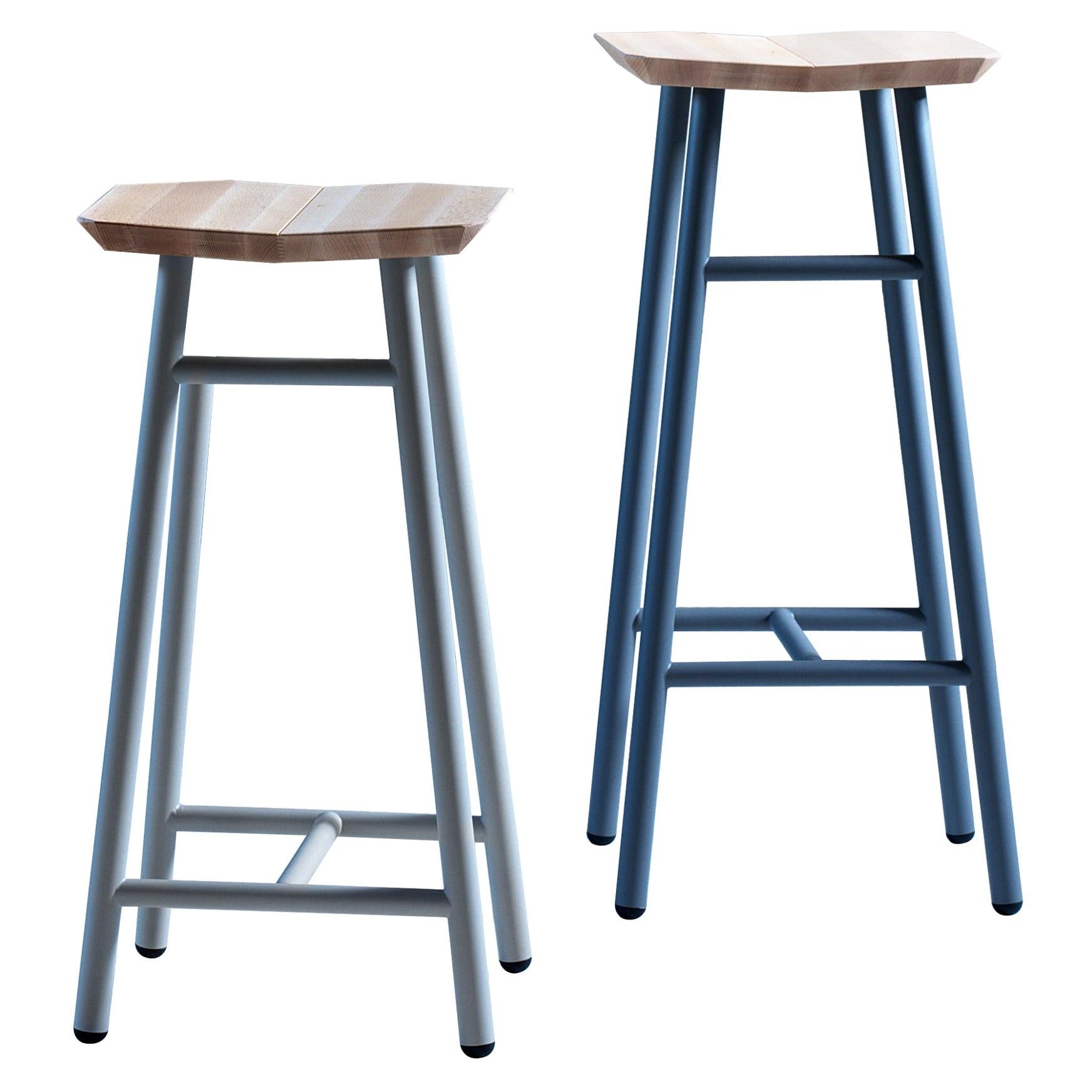 in vendita: Blue (Intense Blue Lacquer) Sgabello alto Dedo con gambe in acciaio laccato e seduta in legno, di Miniforms Lab 2