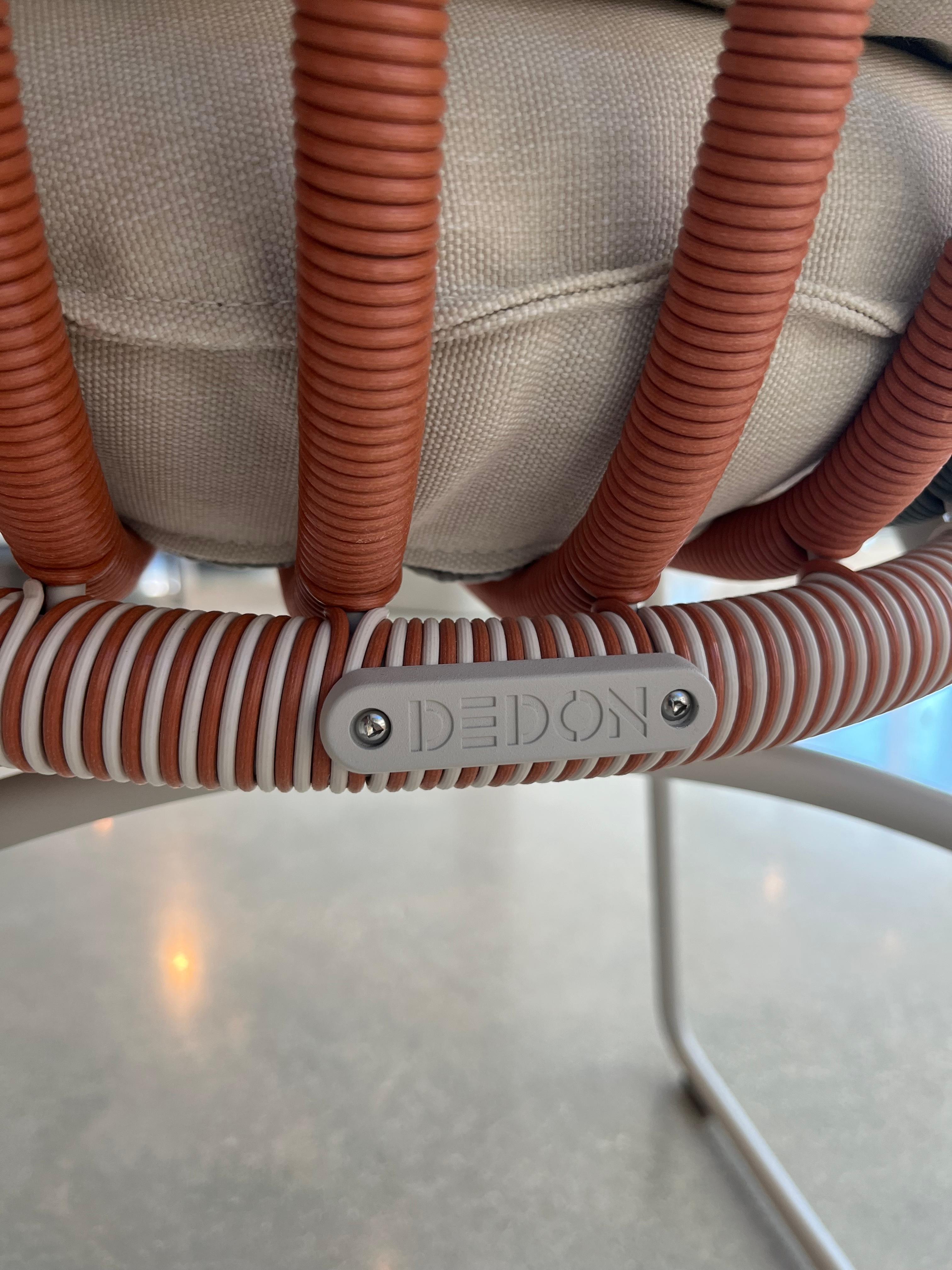 Tavolo da pranzo DEDON Satellite e sedie Kida - Set da pranzo per esterni In condizioni Nuovo in vendita a Miami, FL