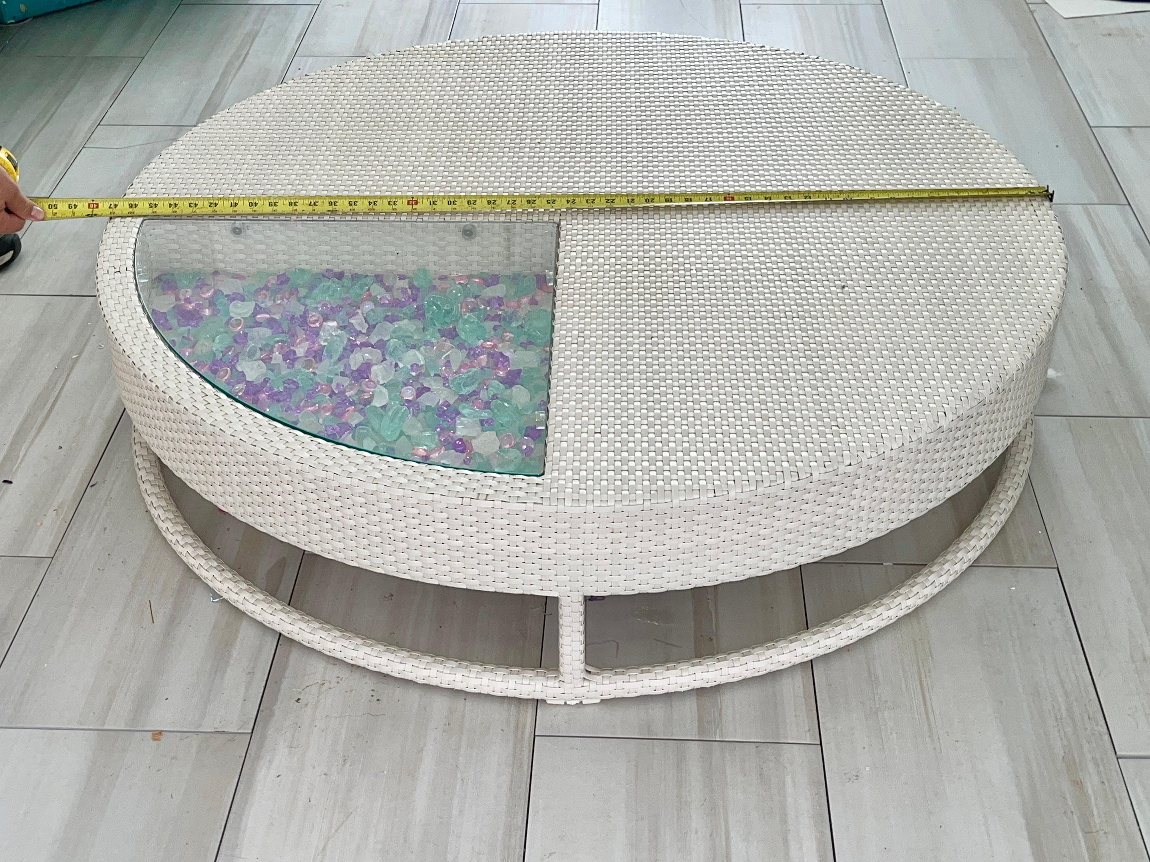 Philippin Table basse ronde Dedon Zofa par Harry & Camilla