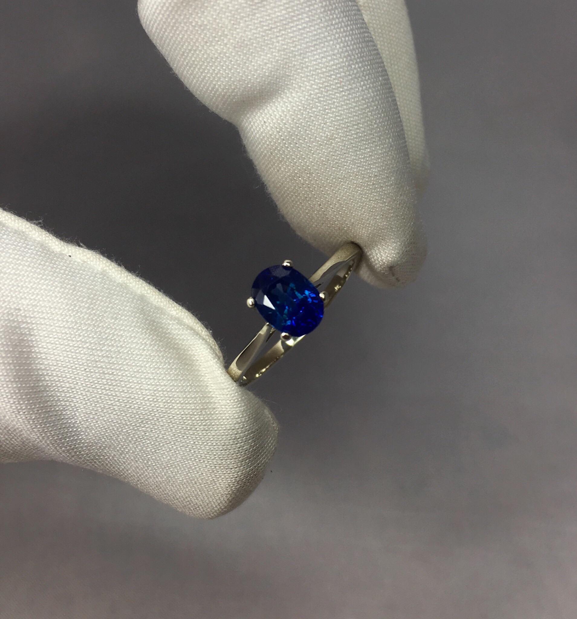 Deep Blue 1.16 Carat Ceylon Sapphire Oval Cut White Gold Solitaire Ring 4