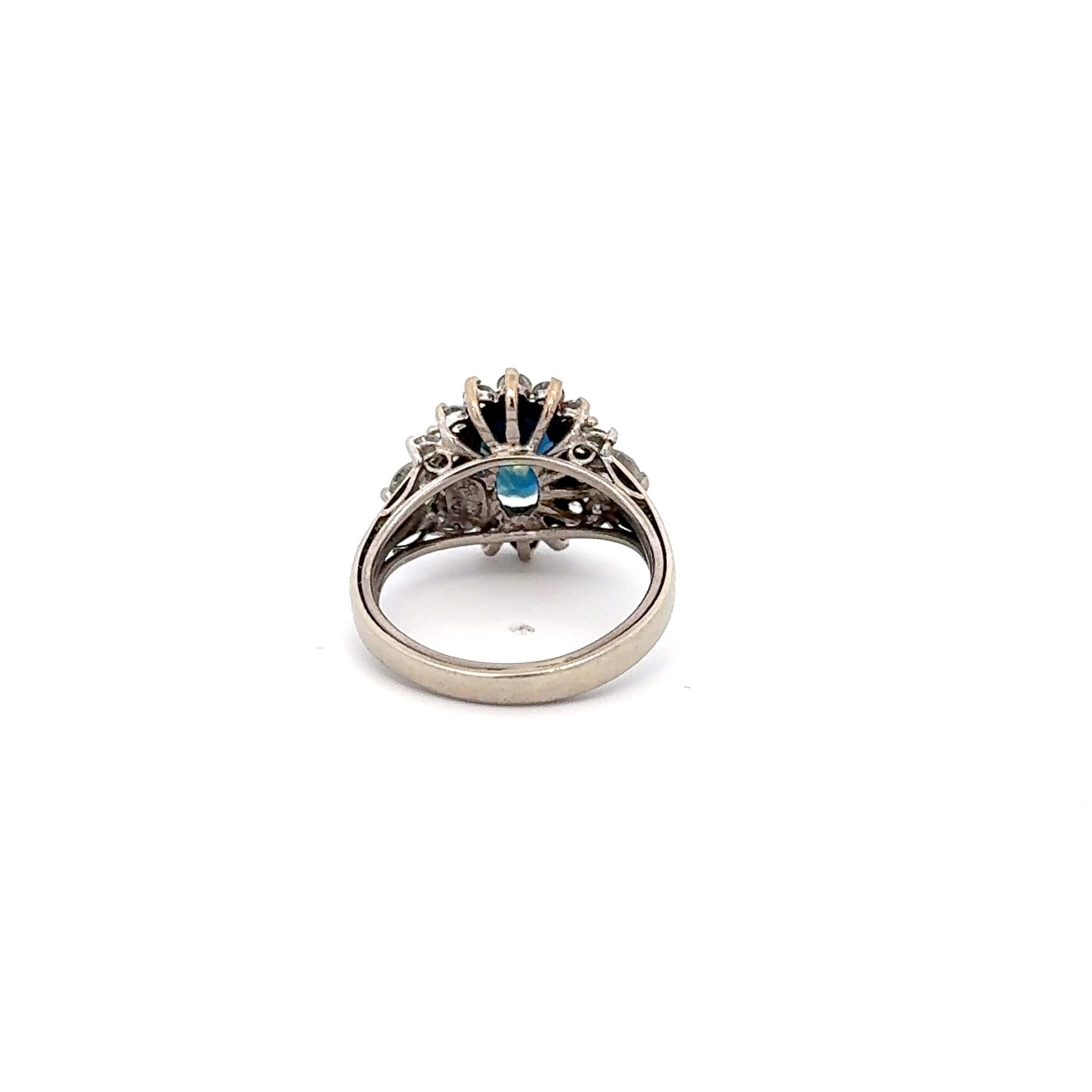 Bague en or blanc 14K avec saphir et diamant d'un bleu profond de 2,35ct Excellent état - En vente à Dallas, TX