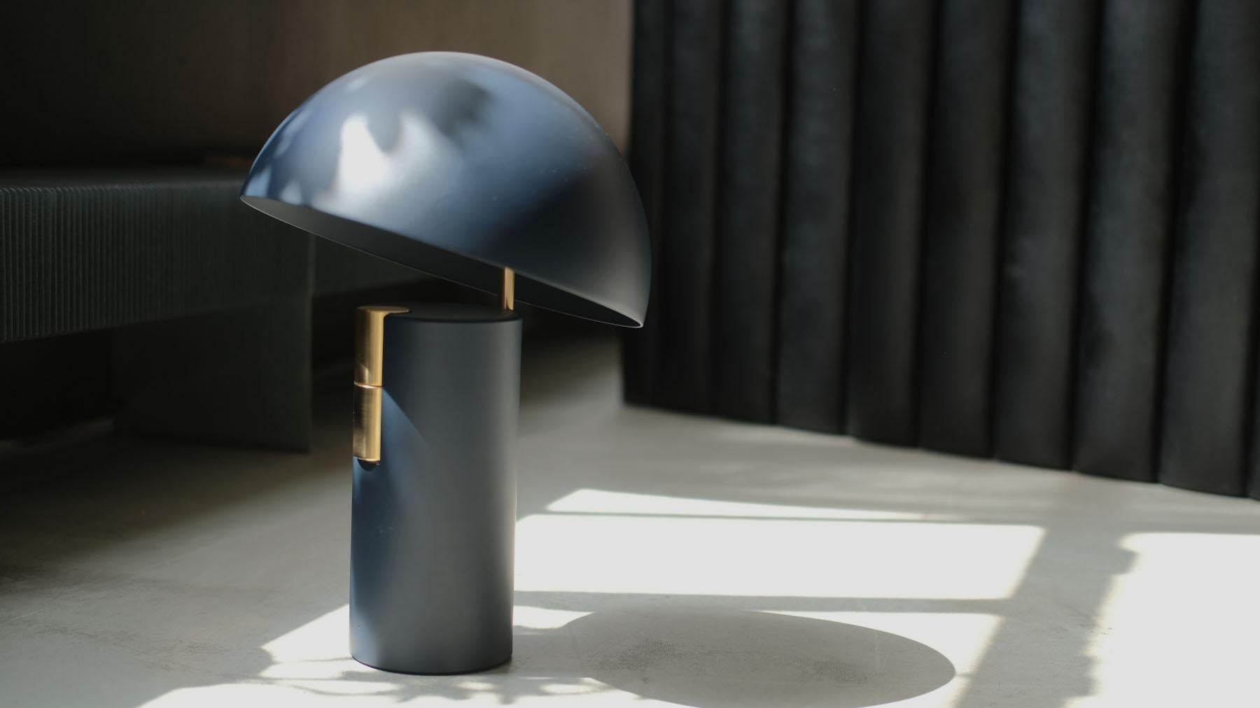 Post-Modern Deep Blue Alto Speaker Lamp by JAUNE STUDIO For Sale