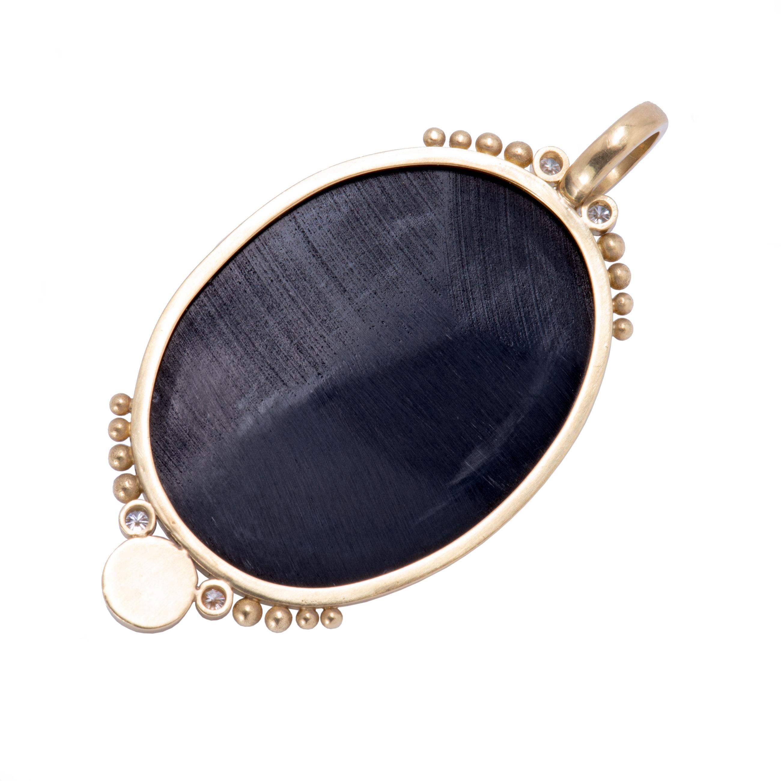 Deep Blue Cameo Pendant with Diamonds In New Condition For Sale In Santa Fe, NM