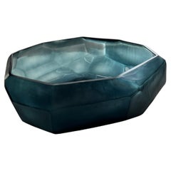 Bol en verre à design cubiste bleu foncé, Roumanie, Contemporary