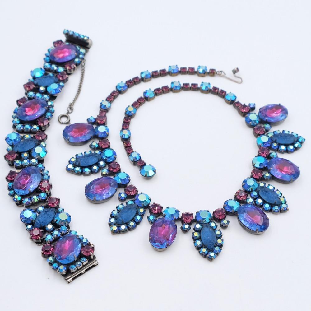 Deep Blue Czech Necklace and Bracelet Set 1950s For Sale 2