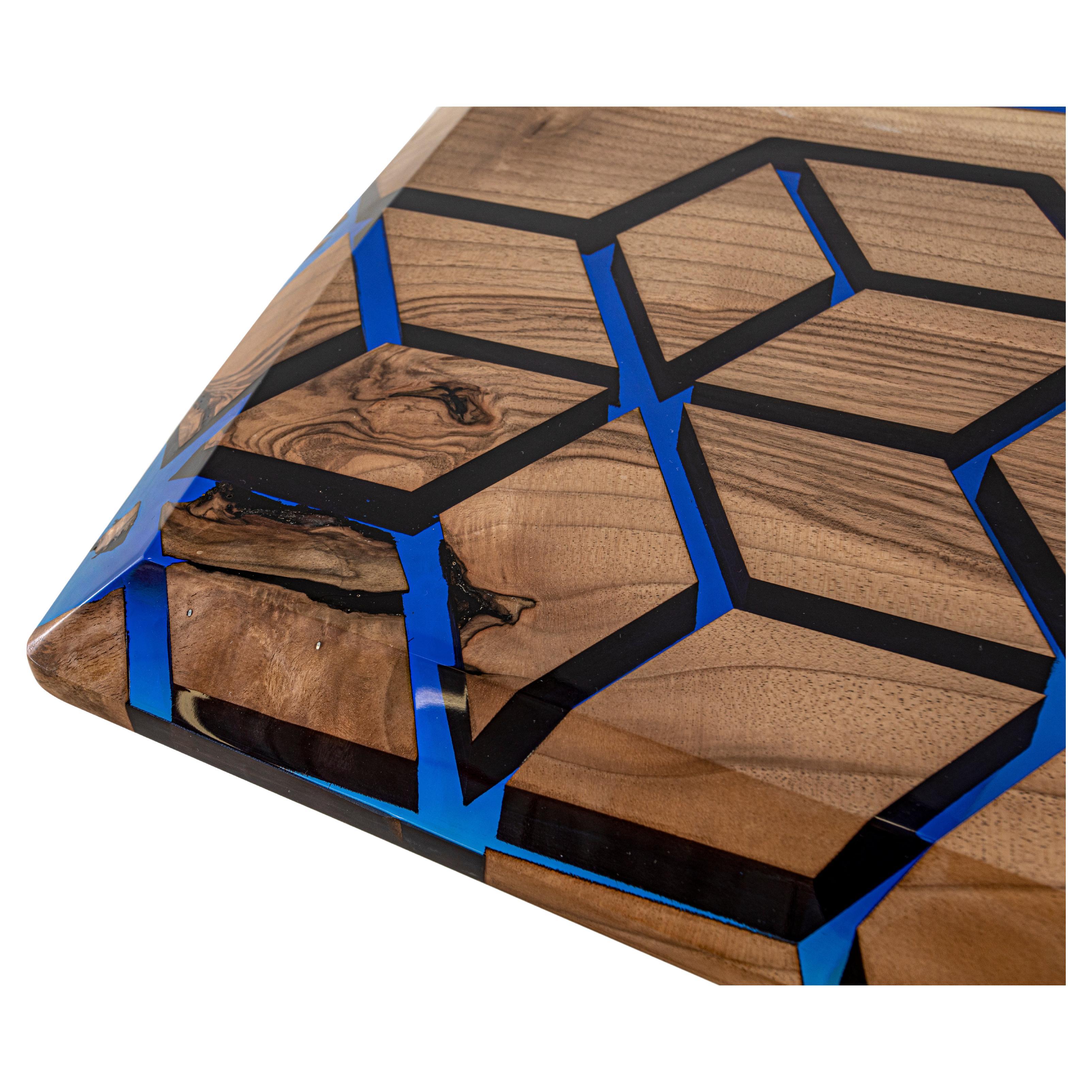 Tavolo in resina epossidica a forma di diamante

Questo tavolo è realizzato in legno di noce. Abbiamo combinato il legno di noce con la resina epossidica di colore blu notte. 

Sono disponibili dimensioni, colori e finiture personalizzate!