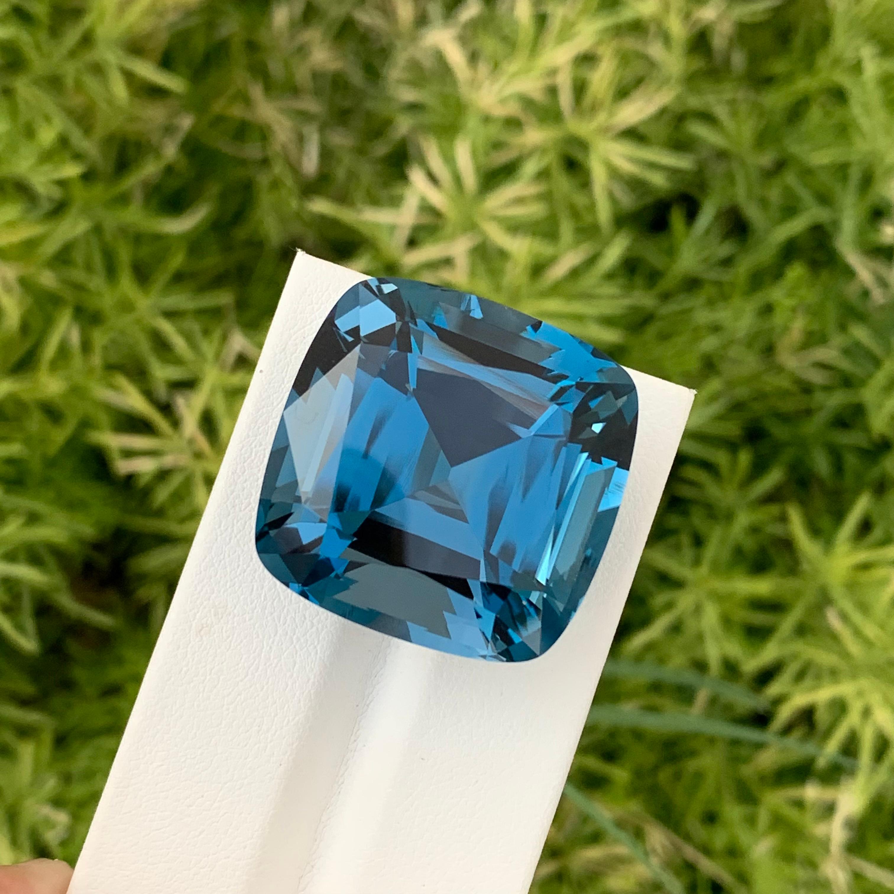 Arts and Crafts Deep Blue Gigantic 94.20 Carat Faceted London Blue Topaz Perfect Square Shape For Sale