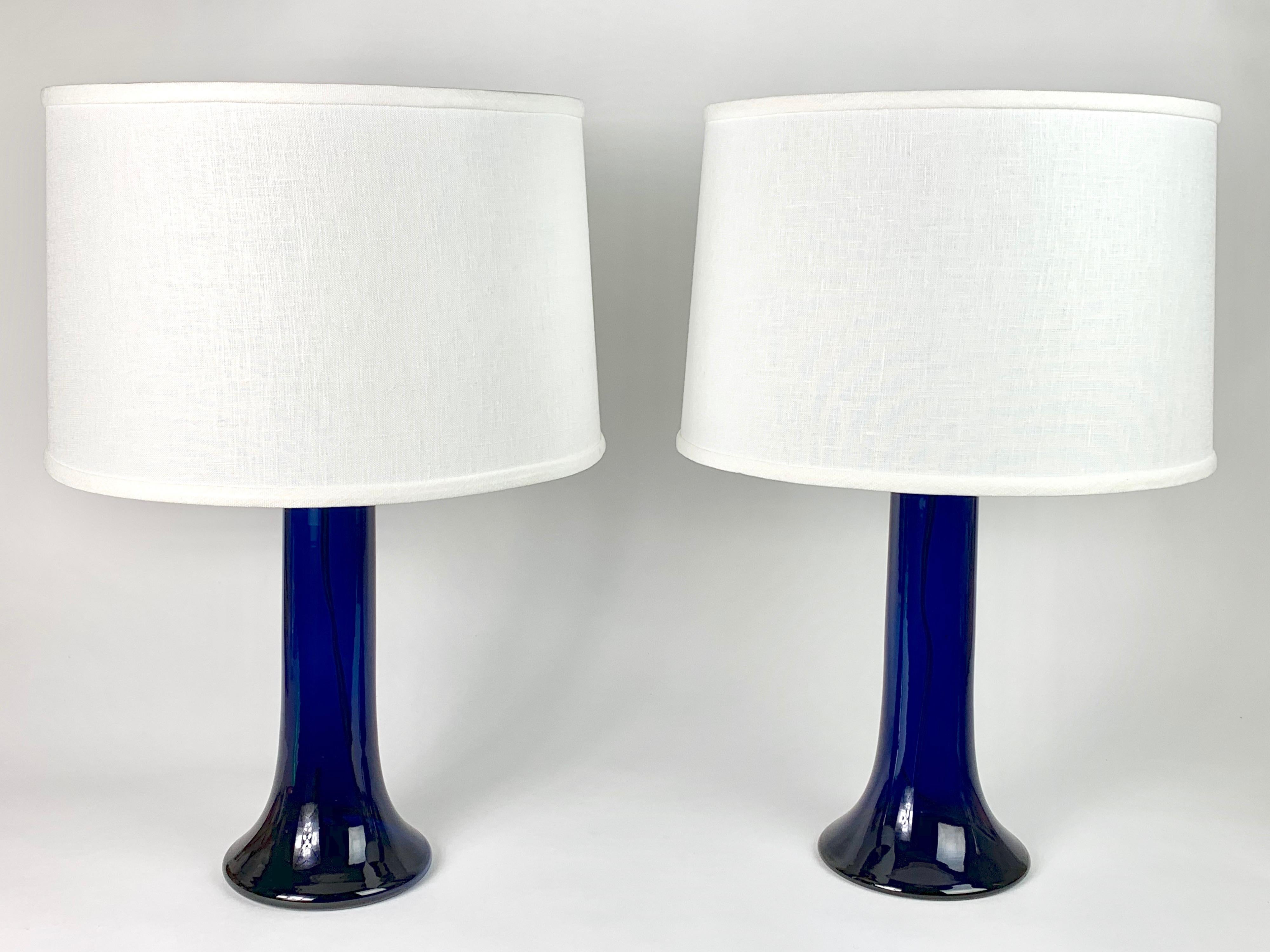 Mid-Century Modern Deep Blue Glass Lamps by Luxus, Sweden, 1980 For Sale