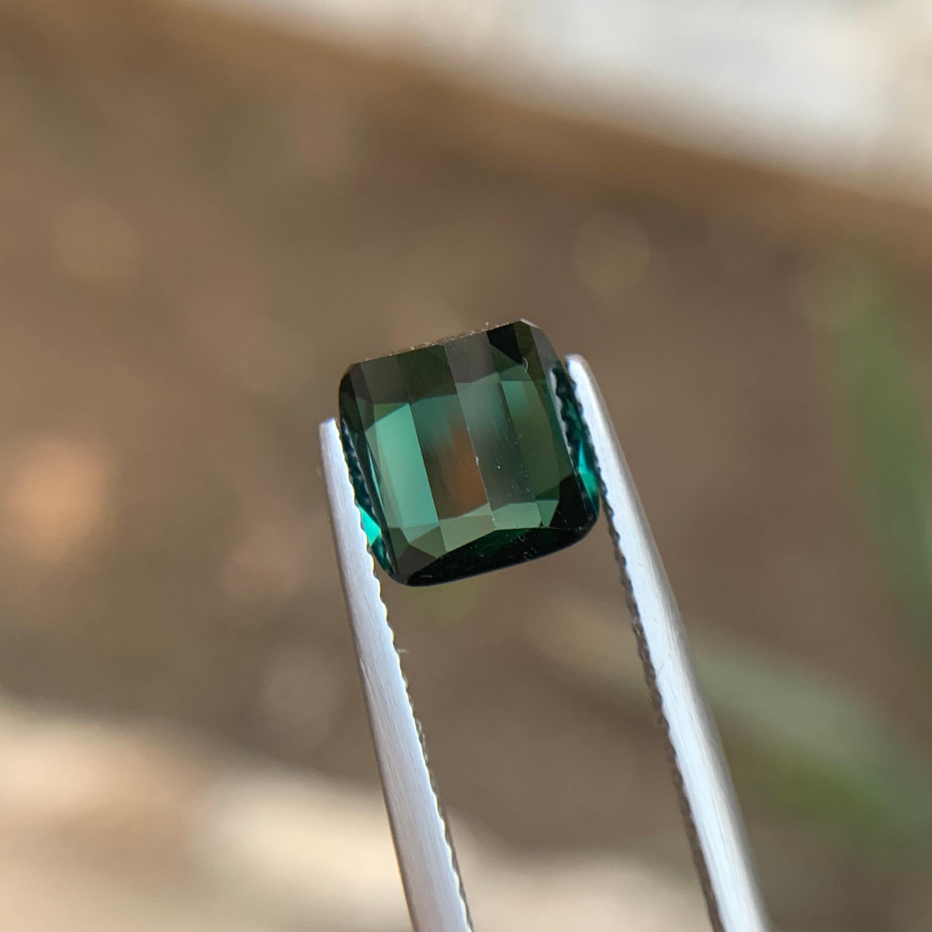 Bague en tourmaline naturelle bleu profond, pierre précieuse non sertie de 3,05 carats, taille coussin en vente 3