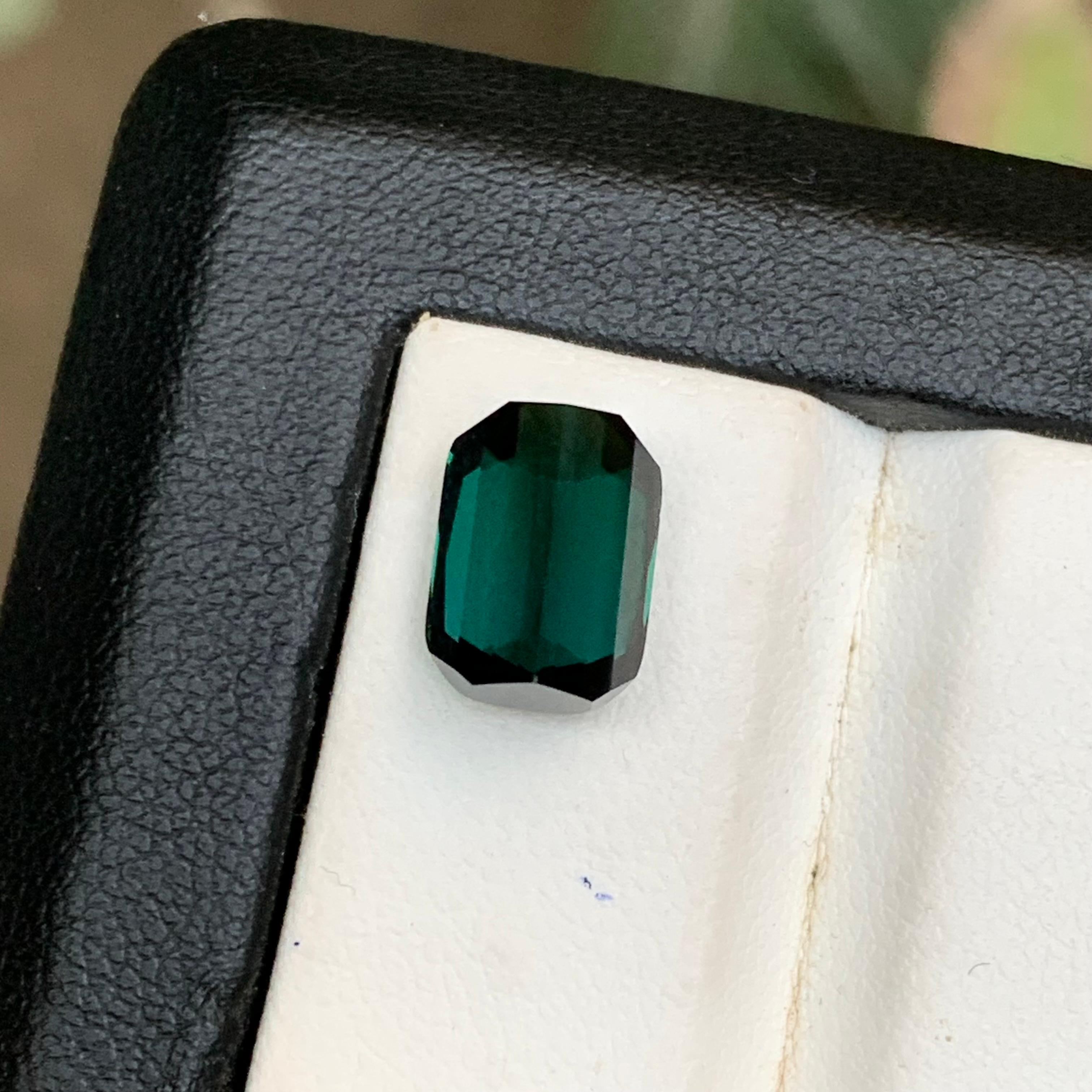 Tiefblauer grüner Turmalin 4.81 Ct Cushion Cut Natürlicher loser Edelstein für Ring für Damen oder Herren im Angebot