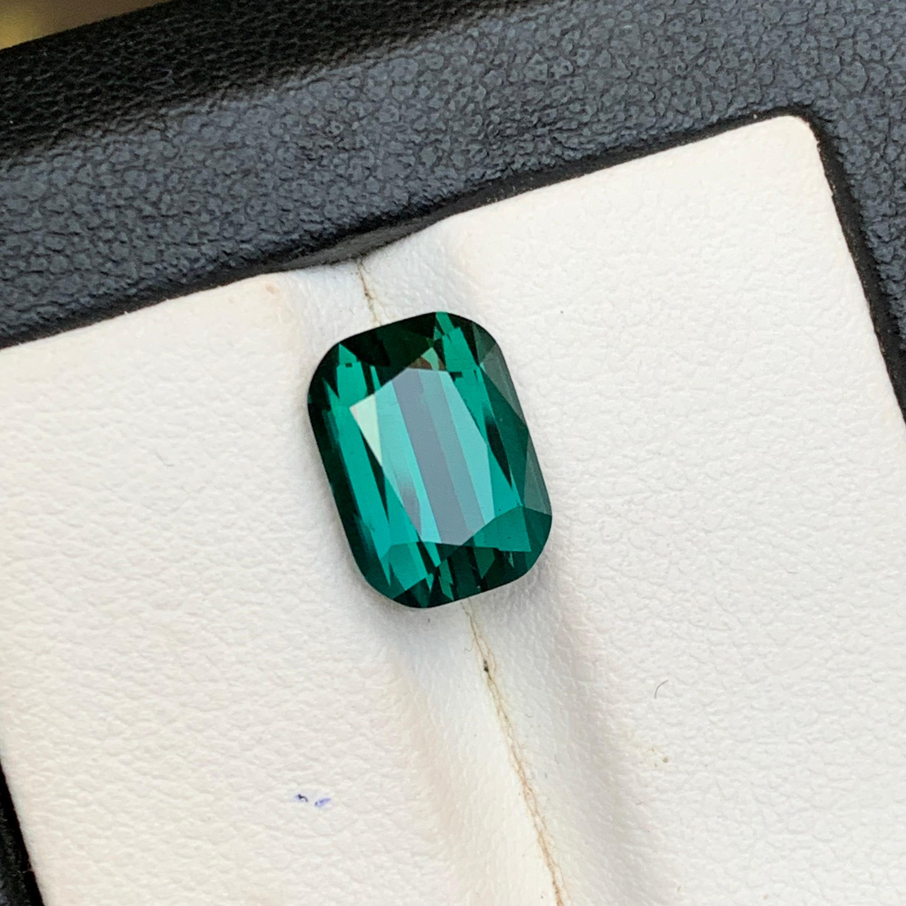 Tiefblauer grüner Turmalin 4.81 Ct Cushion Cut Natürlicher loser Edelstein für Ring im Angebot 2