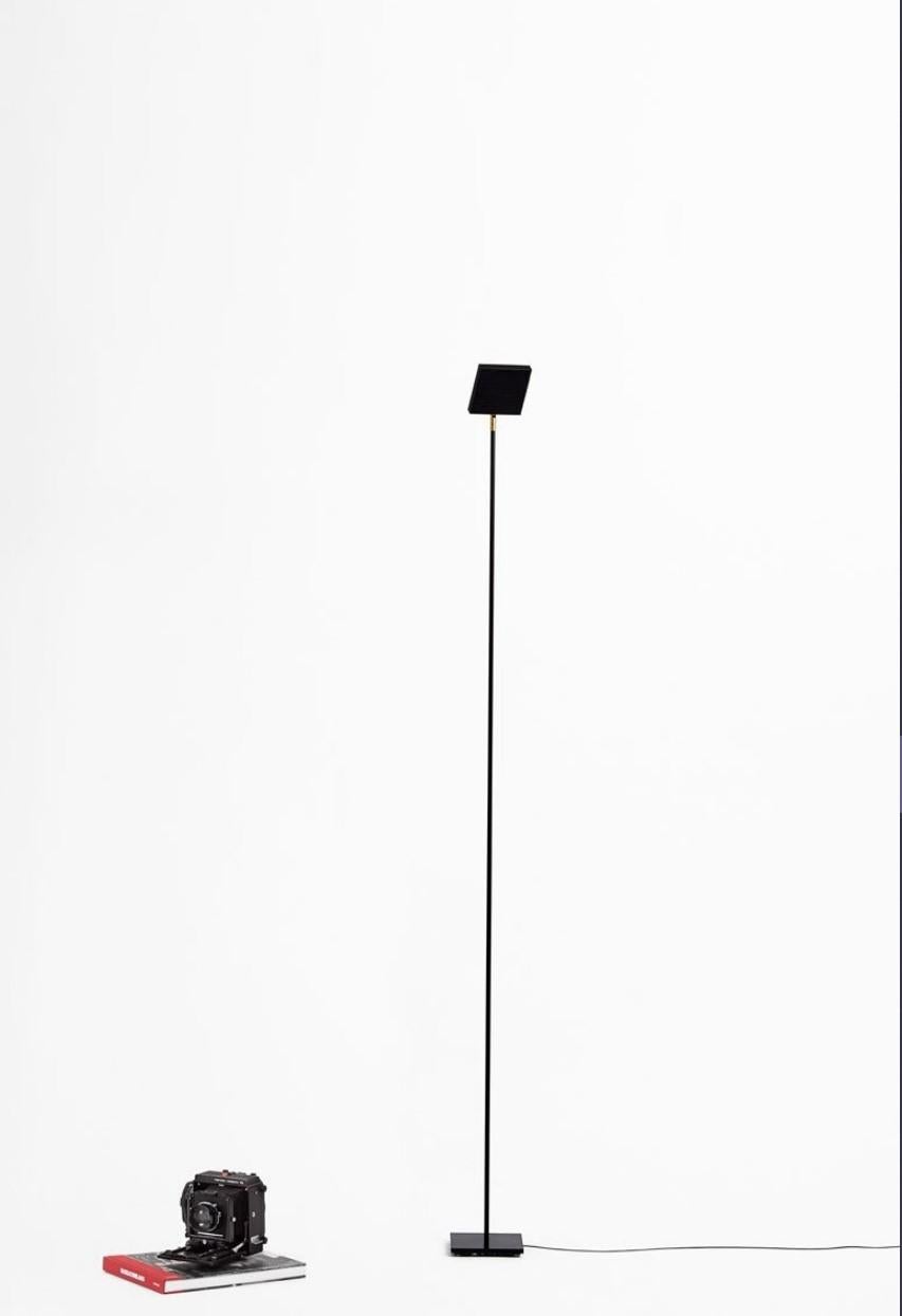 Deep Blue Halo Giga Floor Lamp by Mandalaki In New Condition For Sale In Geneve, CH