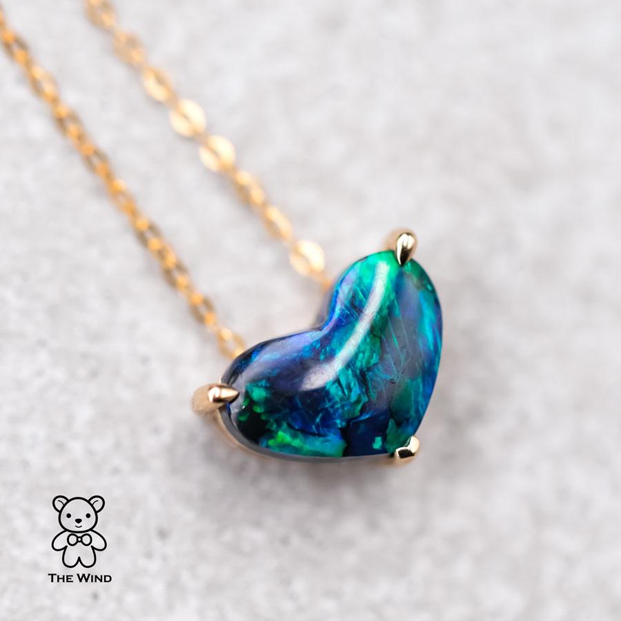 Brilliant Cut Deep Blue Heart Shaped Australian Black Opal Pendant Necklace 18K Yellow Gold For Sale