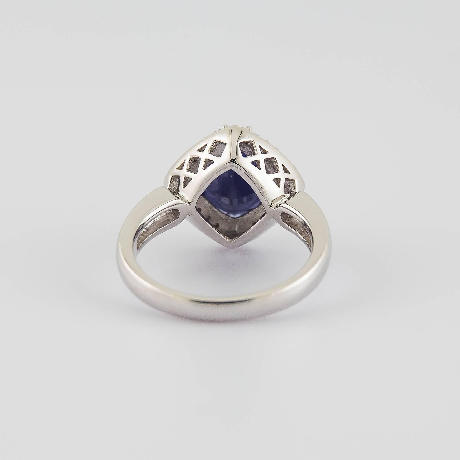 Deep Blue Iolite Diamond Gold Ring In Excellent Condition In Berkeley, CA
