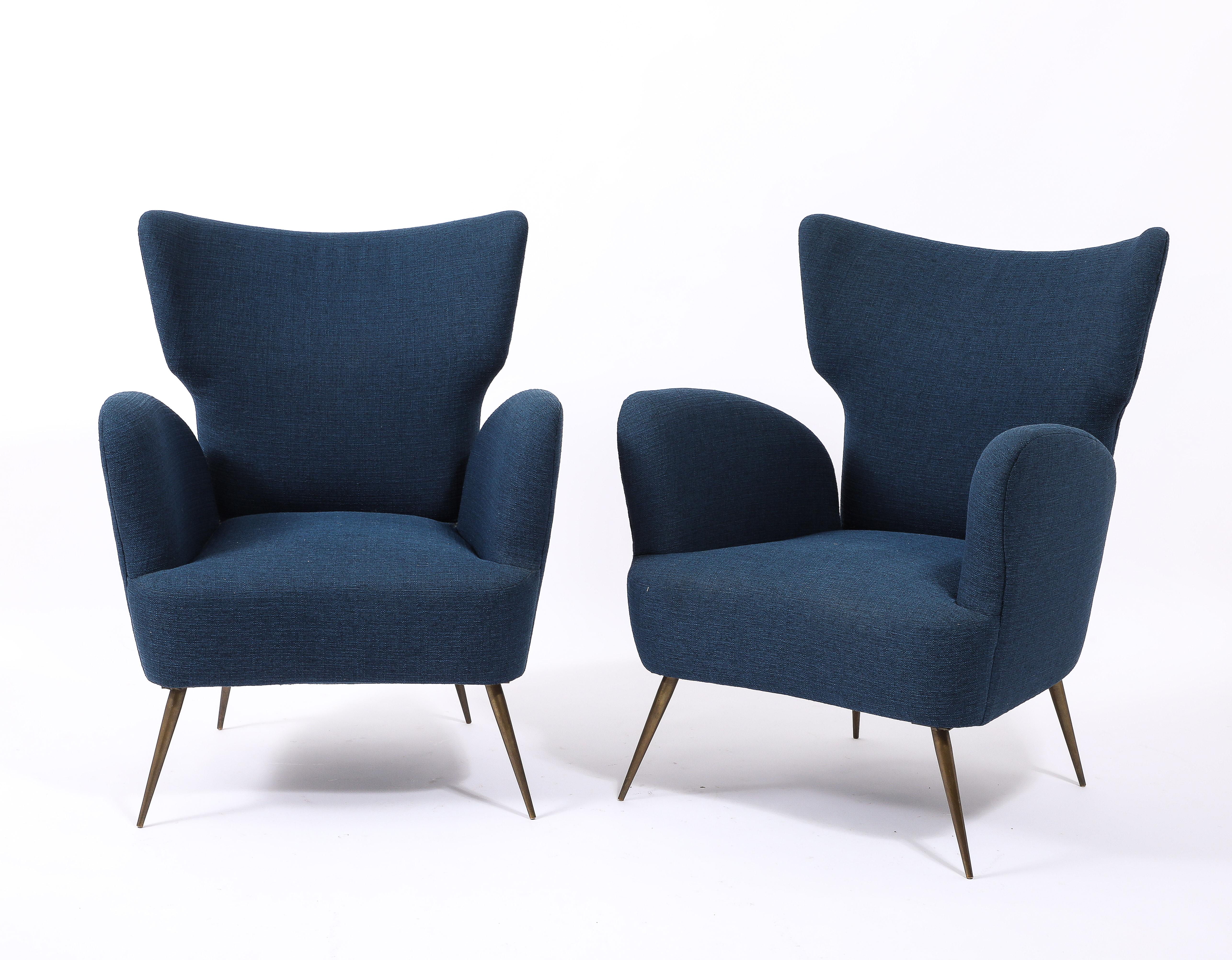 Deep Blue  Linen Italian Wing Chairs, Italy 1950's In Good Condition For Sale In New York, NY