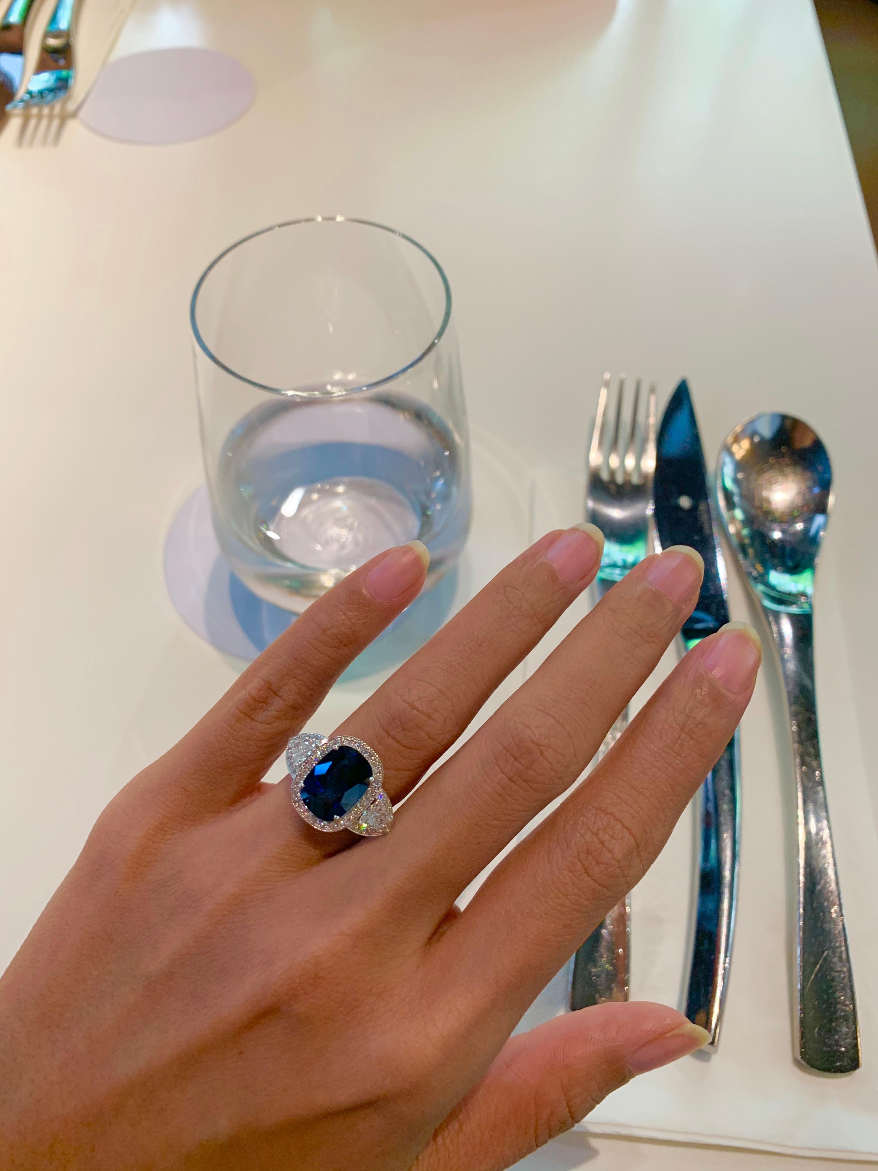 Modern Deep Blue Natural Sapphire and Diamond Ring For Sale