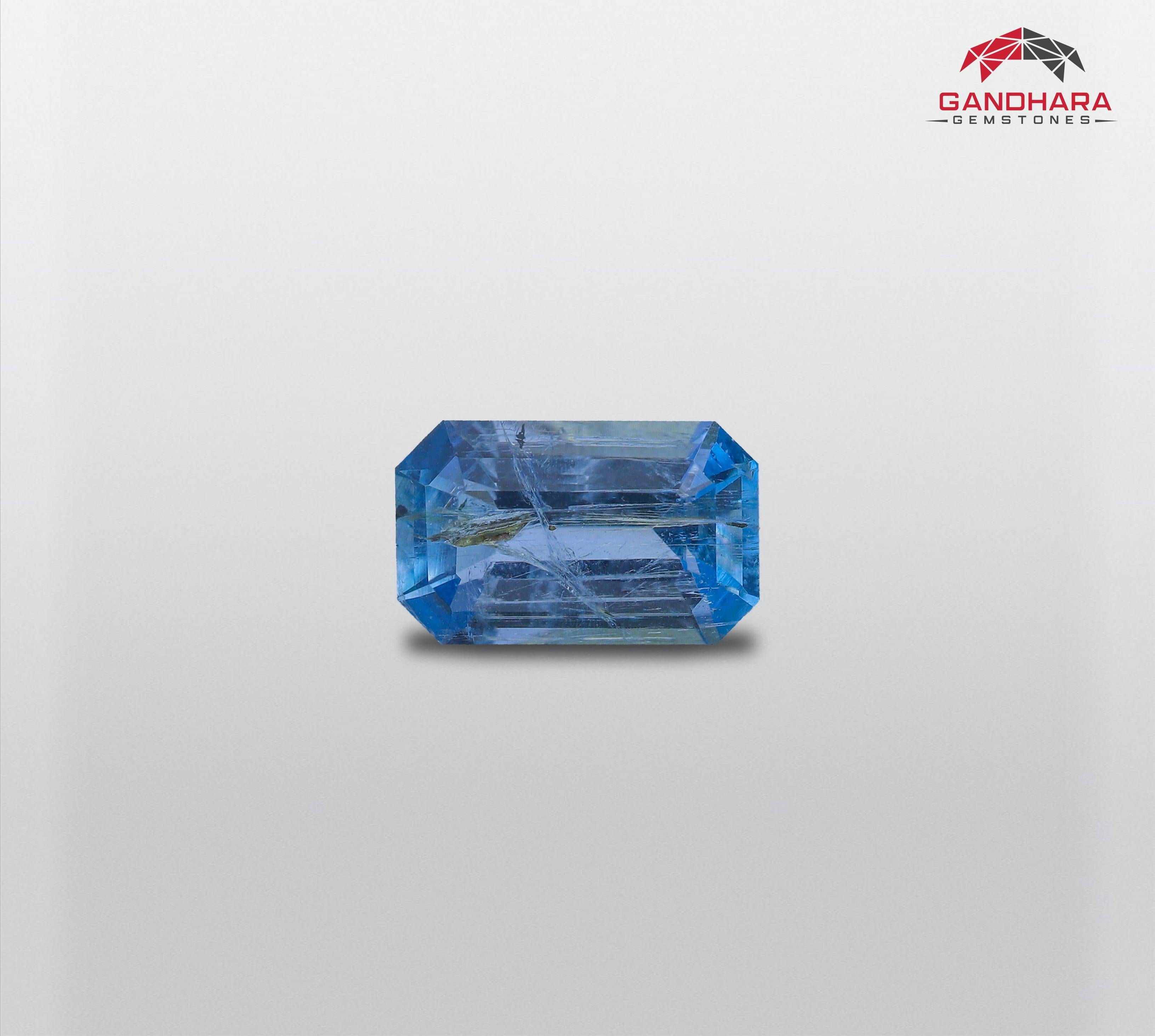 Deep Blue Santa Maria Aquamarine , available for sale, natural high quality, flawless Included clarity, 0.92 carats certified aquamarine gemstone from Santa maria,Brazil.

Light Sea Blue Aquamarine Stone For Jewelry Information:
GEMSTONE NAME	Deep