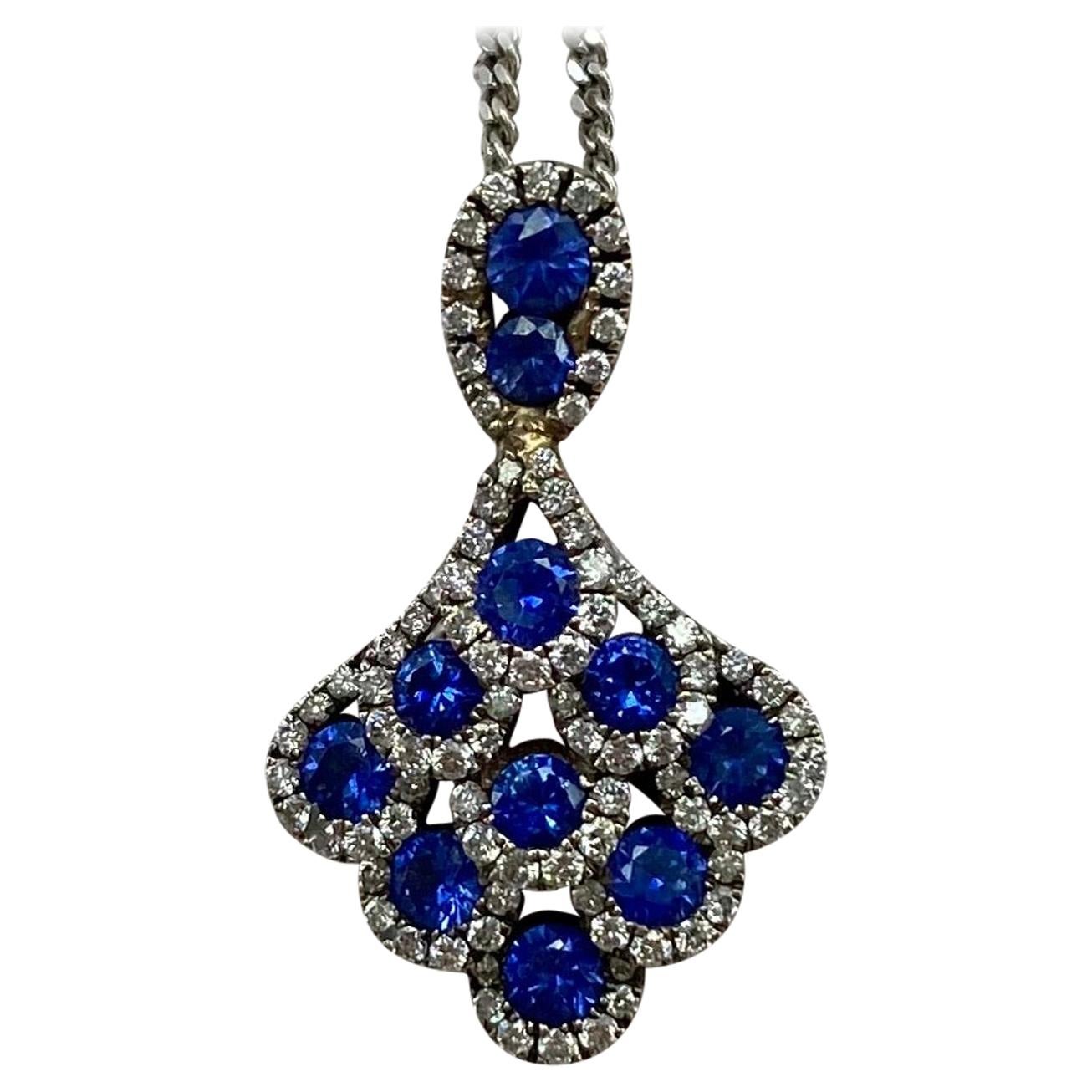 Collier pendentif paon en or blanc 18 carats, saphir bleu profond et diamant