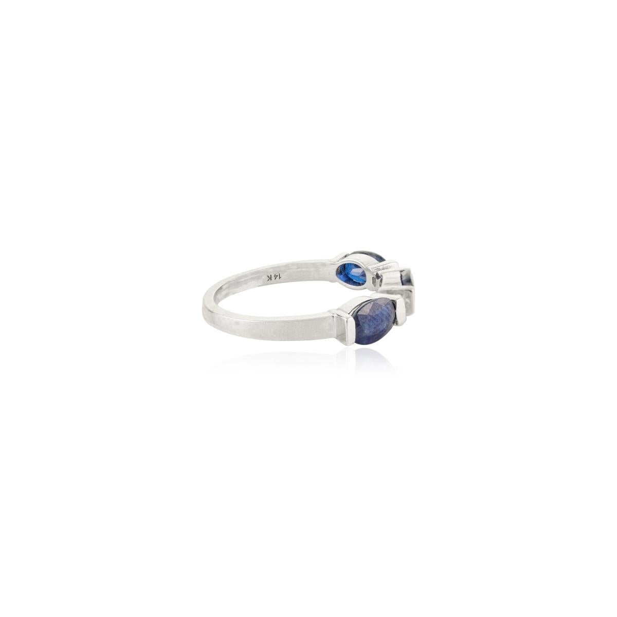 En vente :  Bague en or blanc 14k avec saphir bleu profond et diamant Cadeau pour elle 3