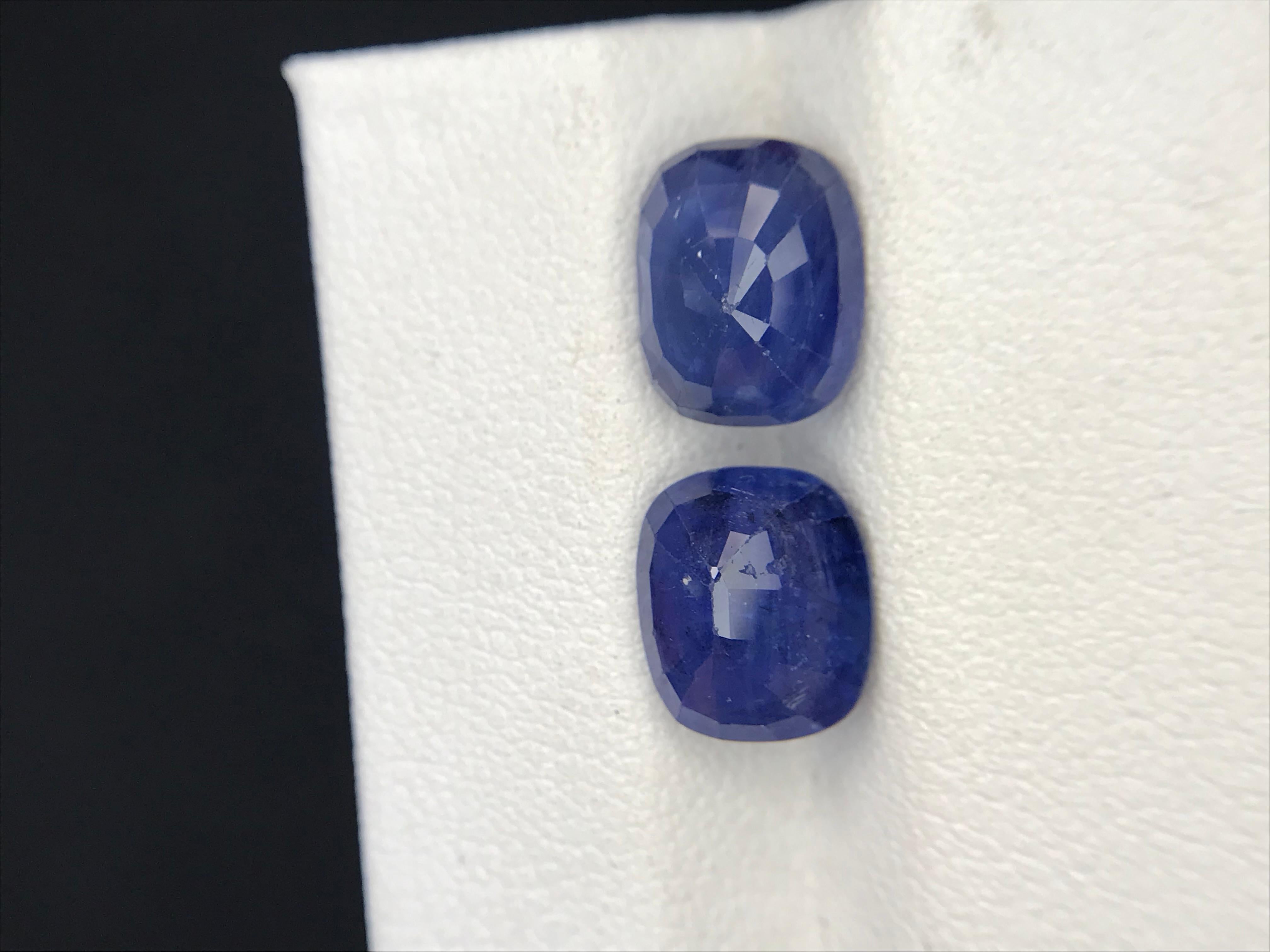 Set di gemme sciolte di zaffiro blu profondo 6,91 carati con taglio a cuscino per orecchini in vendita 3
