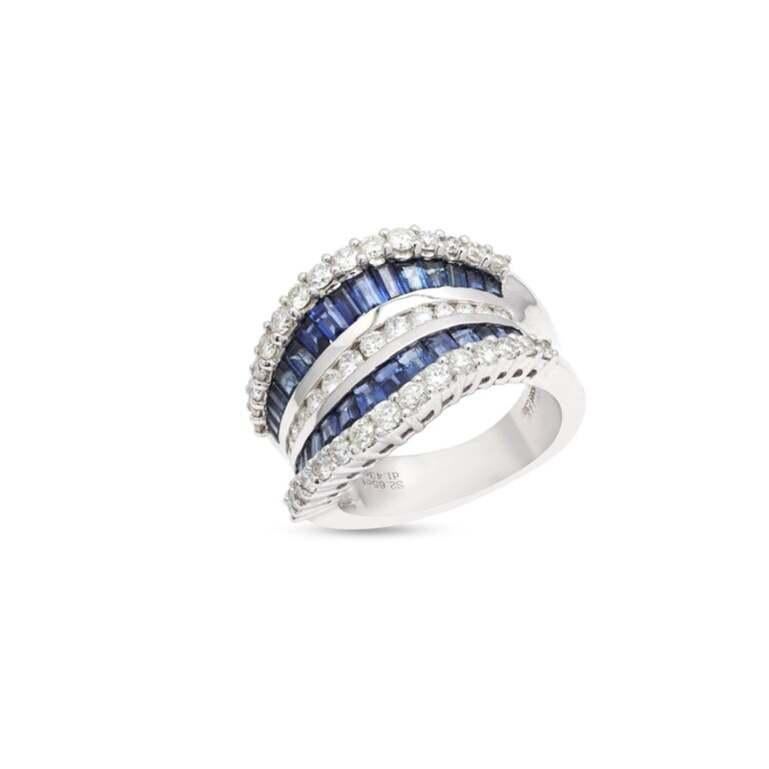 For Sale:  Deep Blue Sapphires Diamond Wedding Band Ring in 14k Solid White Gold 7