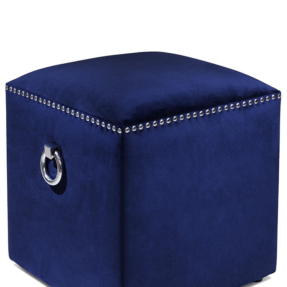 Stool deep blue covered with blue
velvet fabric. With 2 chromed metal 
handles and with chromed metal nails.