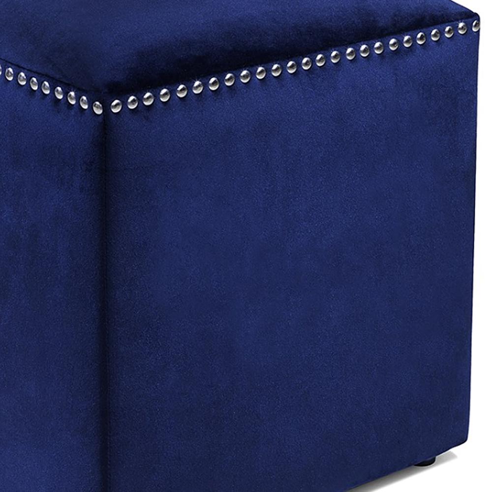 Fait main Tabouret bleu foncé avec tissu en velours bleu en vente