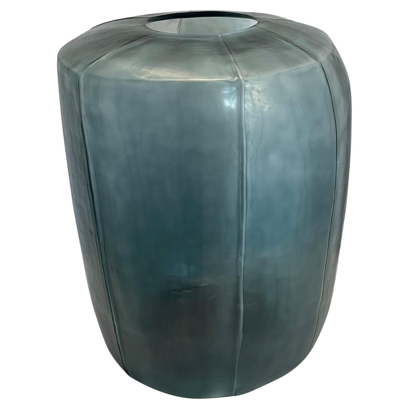 Vaso alto a sei lati Deep Blue, Romania, Contemporary in vendita