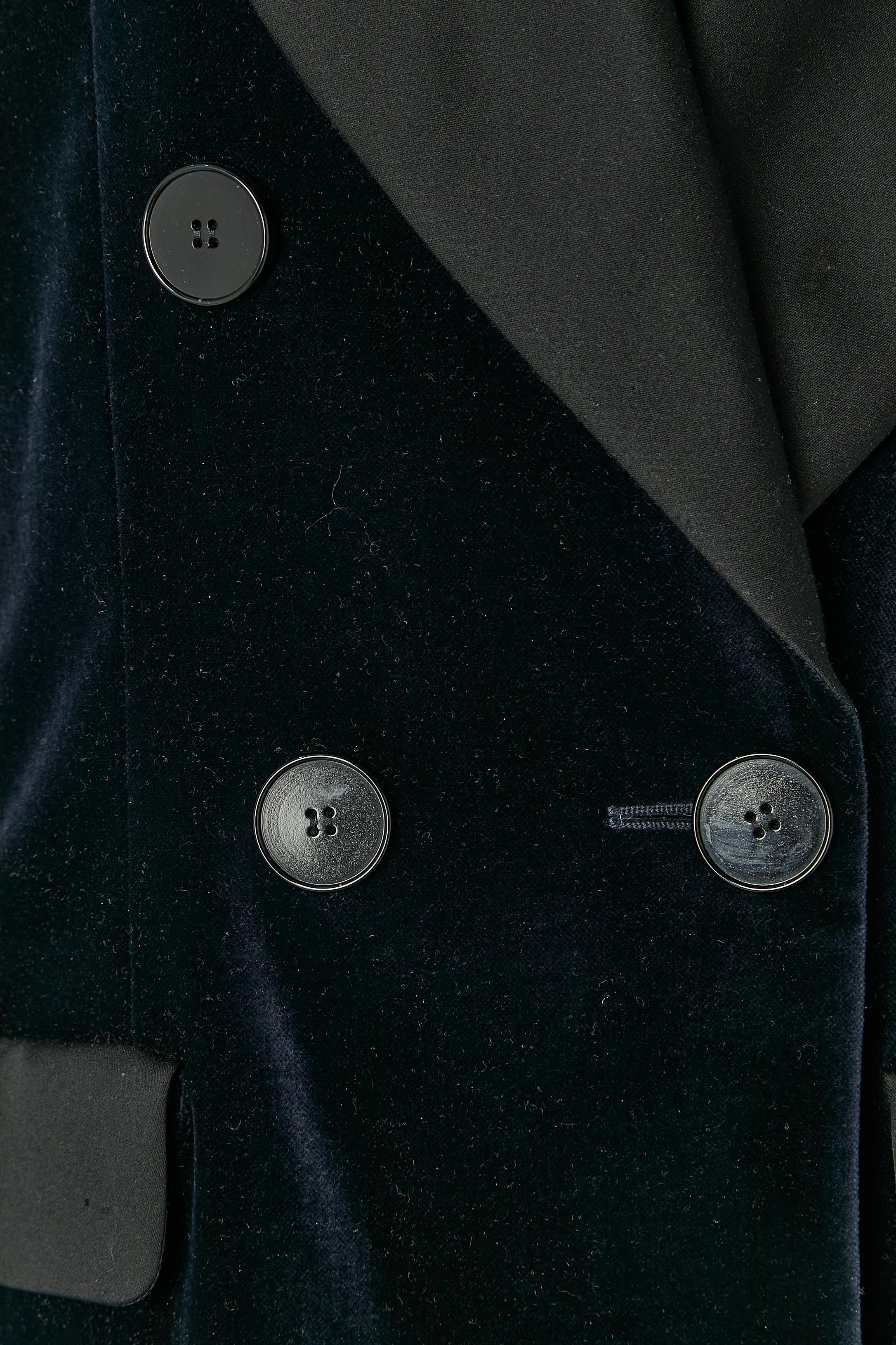 Tiefblaue doppelreihige Samt-Smokingjacke Yves Saint Laurent Rive Gauche im Zustand „Hervorragend“ im Angebot in Saint-Ouen-Sur-Seine, FR