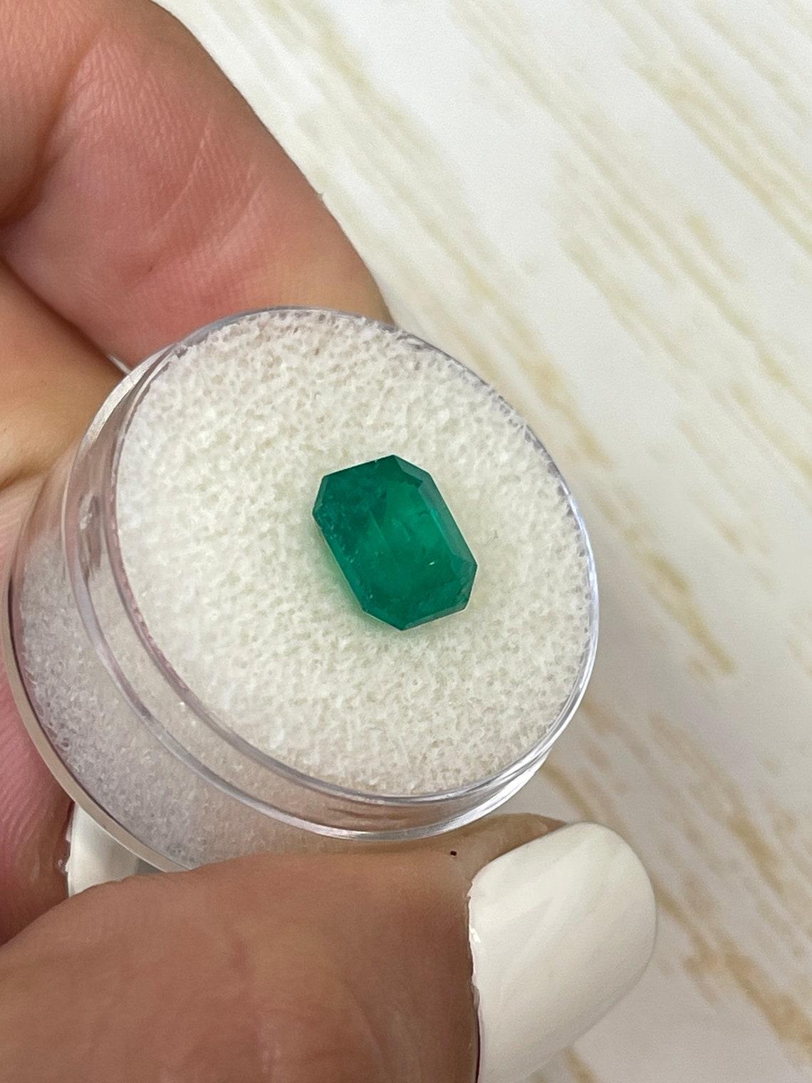 Tief bläulich grün 2,74 Karat Smaragdschliff kolumbianischen Smaragd Edelstein - Mai-Geburtsstein Damen im Angebot