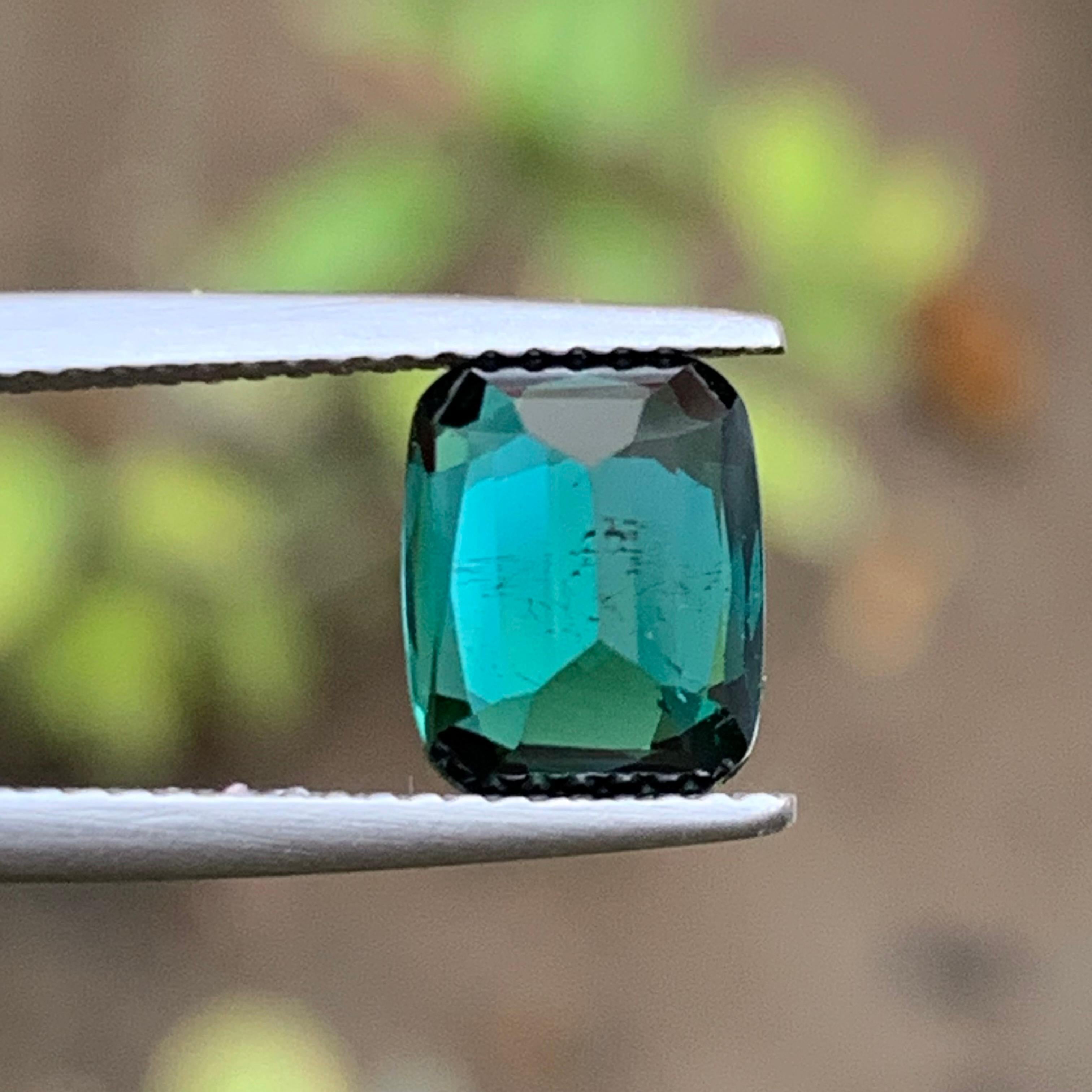 Modernist Deep Bluish Green Natural Tourmaline Ring Gemstone 2.35 Ct Cushion Cut-Jewelry For Sale
