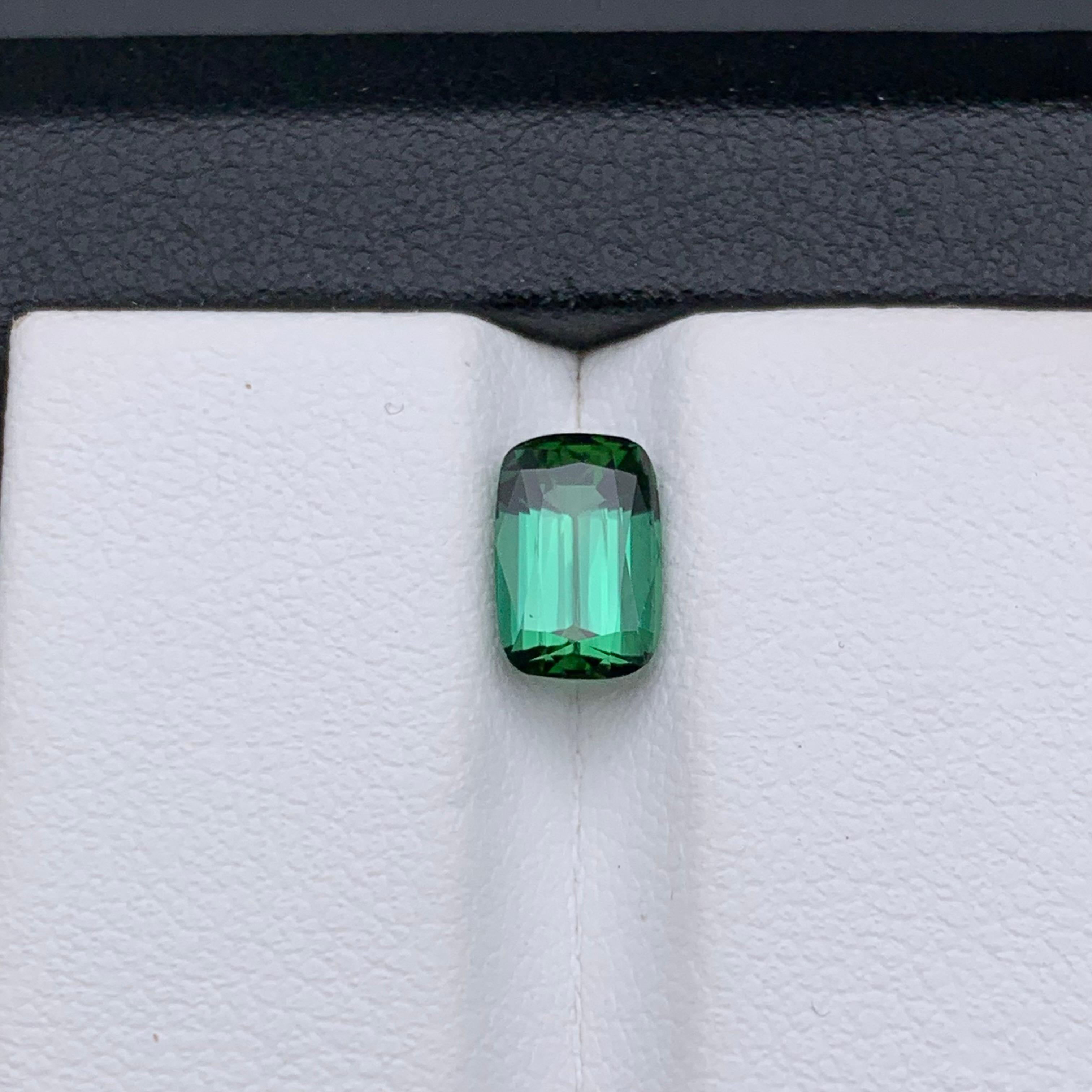 Bague en tourmaline naturelle vert bleuté profond taille coussin de 1,40 carat en vente 6