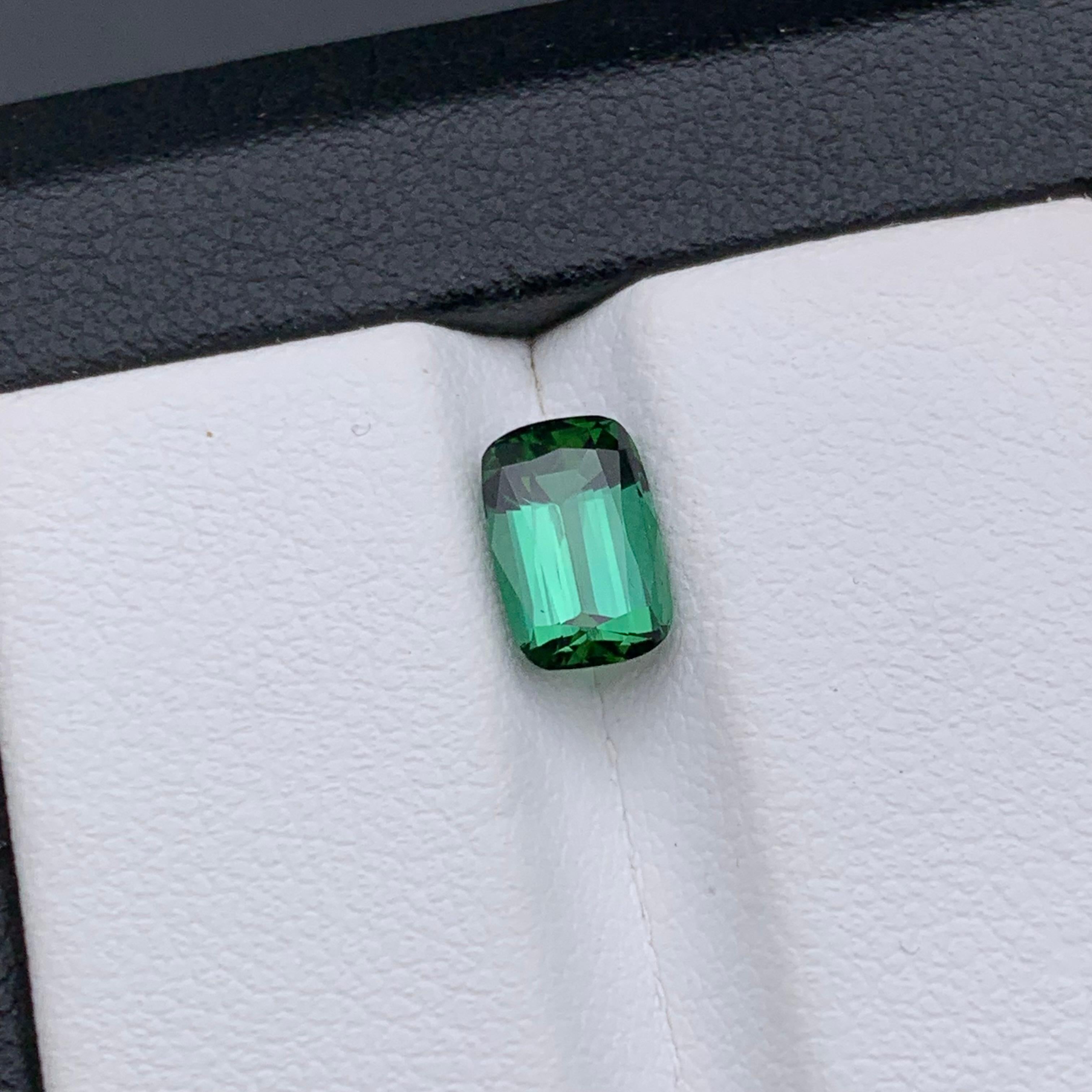 Bague en tourmaline naturelle vert bleuté profond taille coussin de 1,40 carat en vente 3