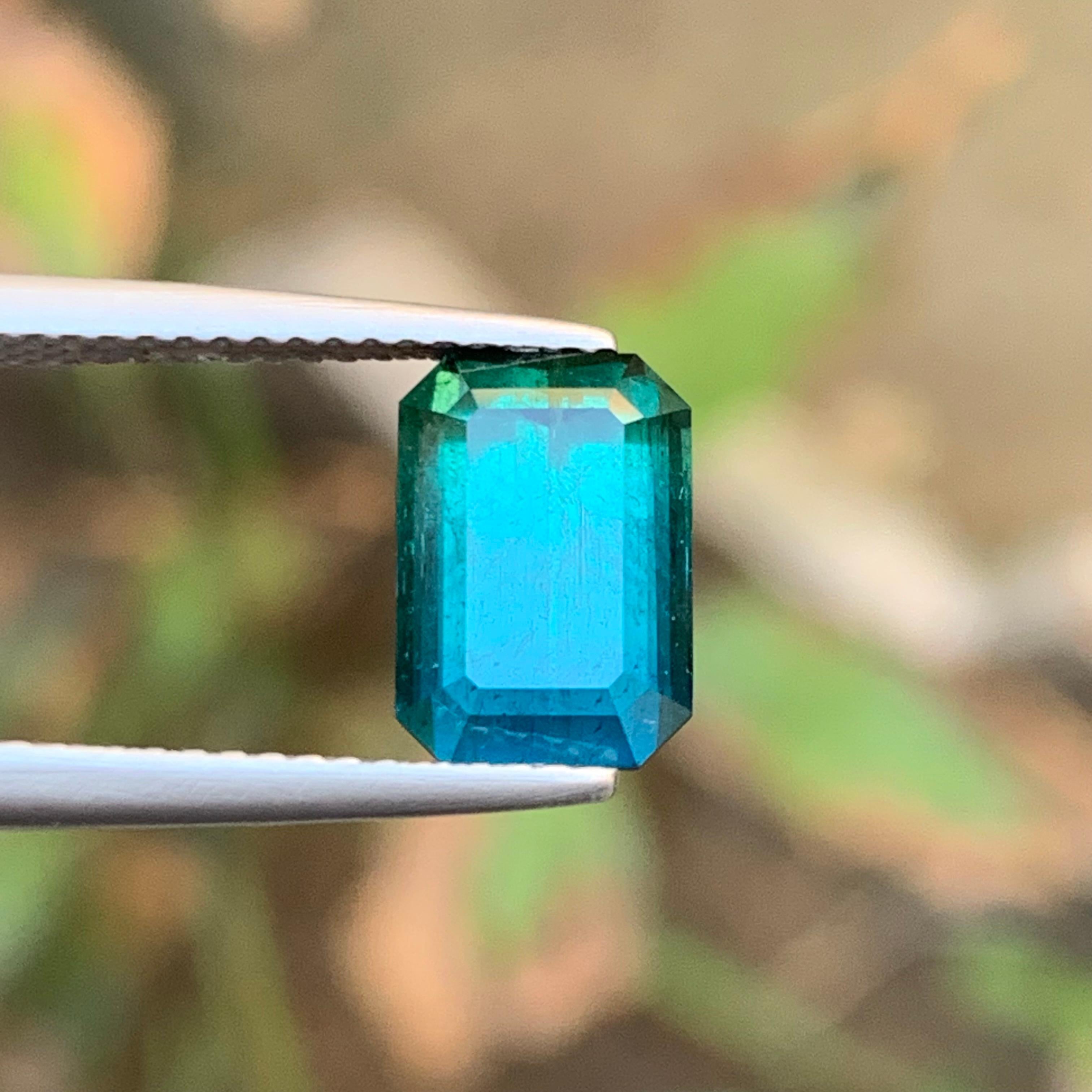 Contemporaneo Anello con tormalina naturale bicolore verde scuro, gemma sfusa da 3,10 ct Jewell in vendita