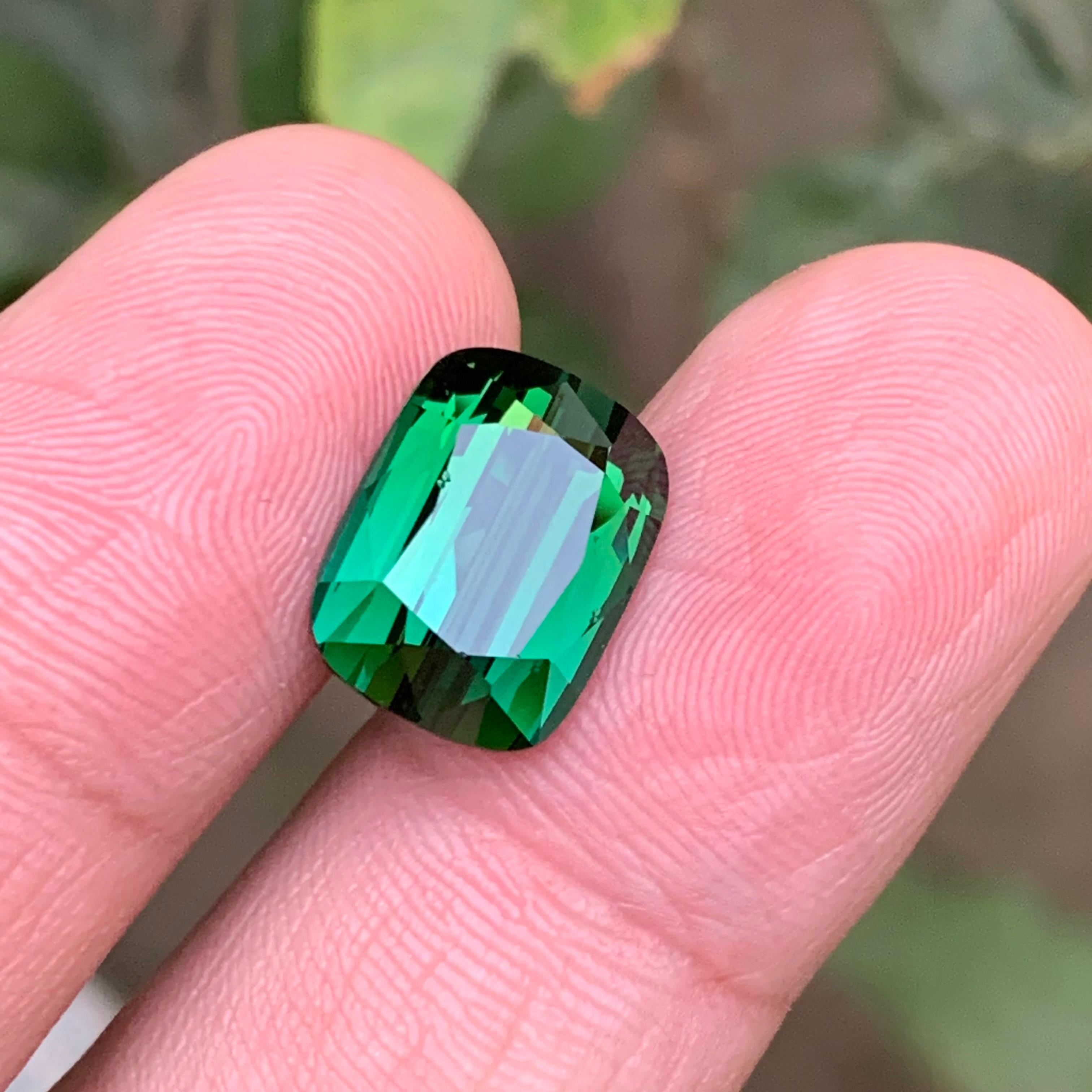 Bague en tourmaline naturelle vert bleuté profond taille coussin 9,50 carats en vente 4