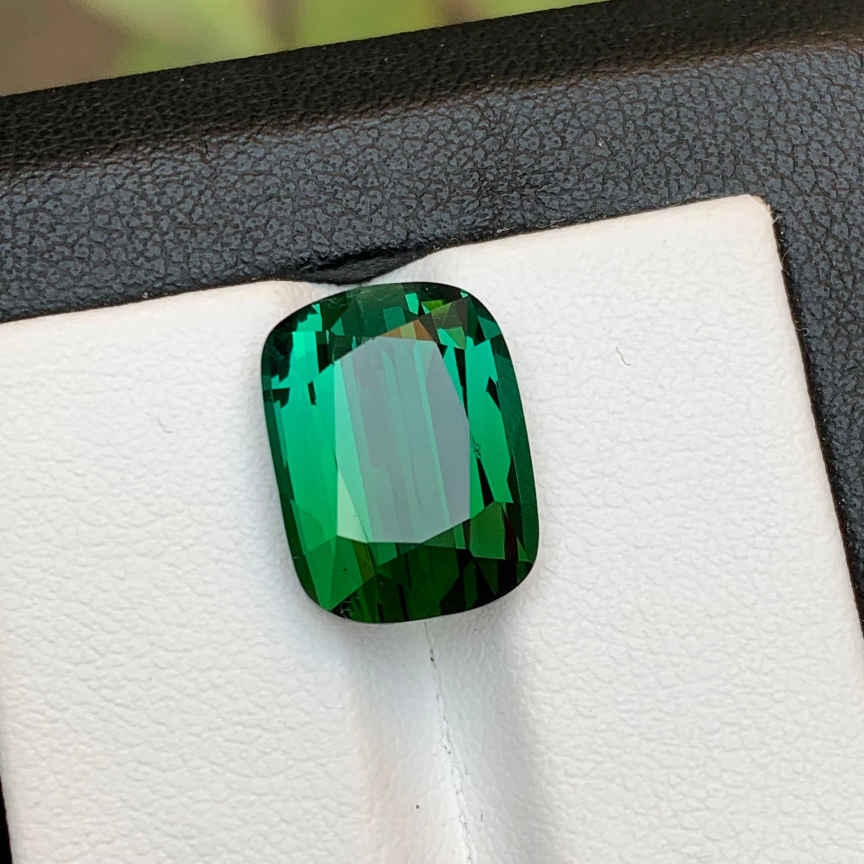 Bague en tourmaline naturelle vert bleuté profond taille coussin 9,50 carats en vente 5