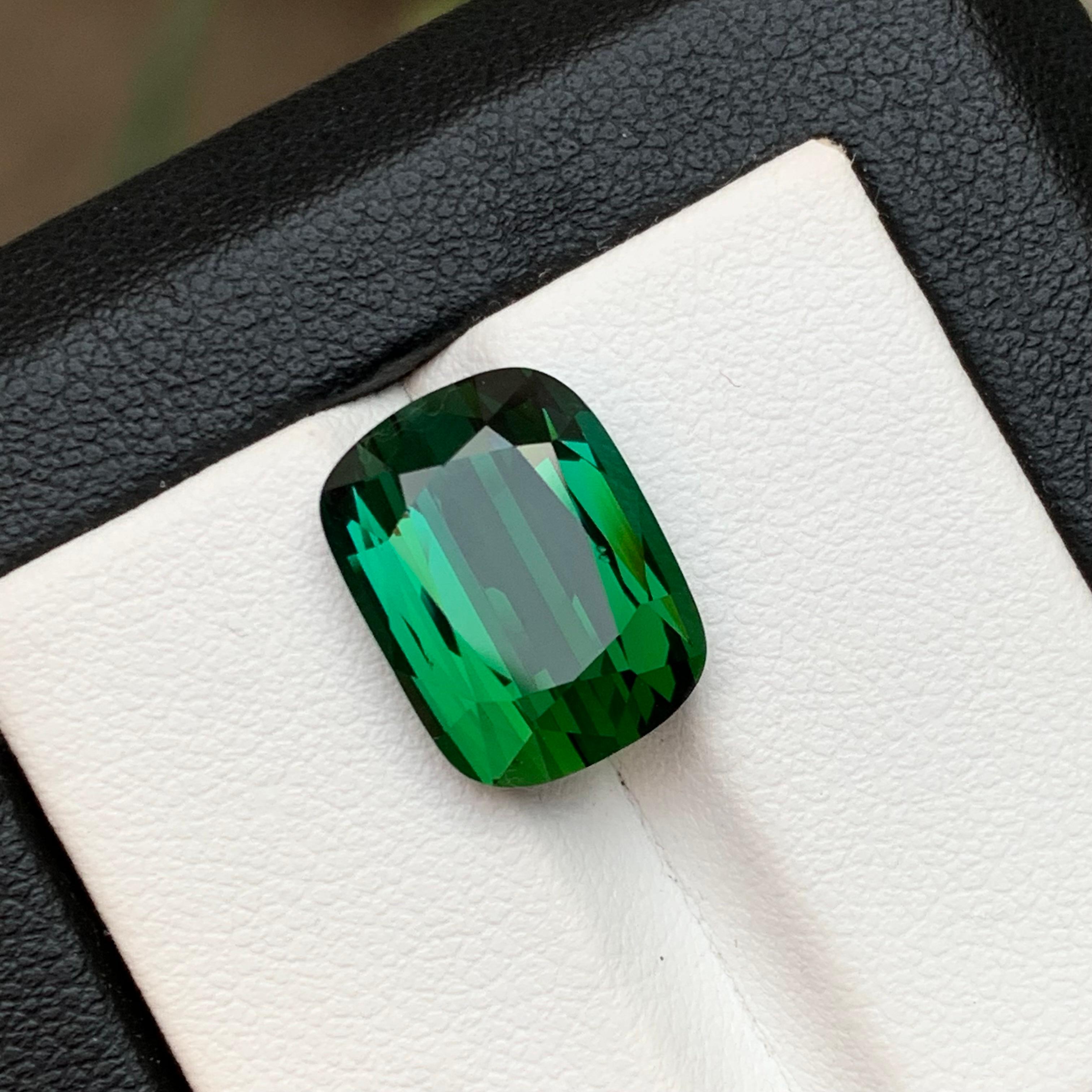 Bague en tourmaline naturelle vert bleuté profond taille coussin 9,50 carats en vente 1