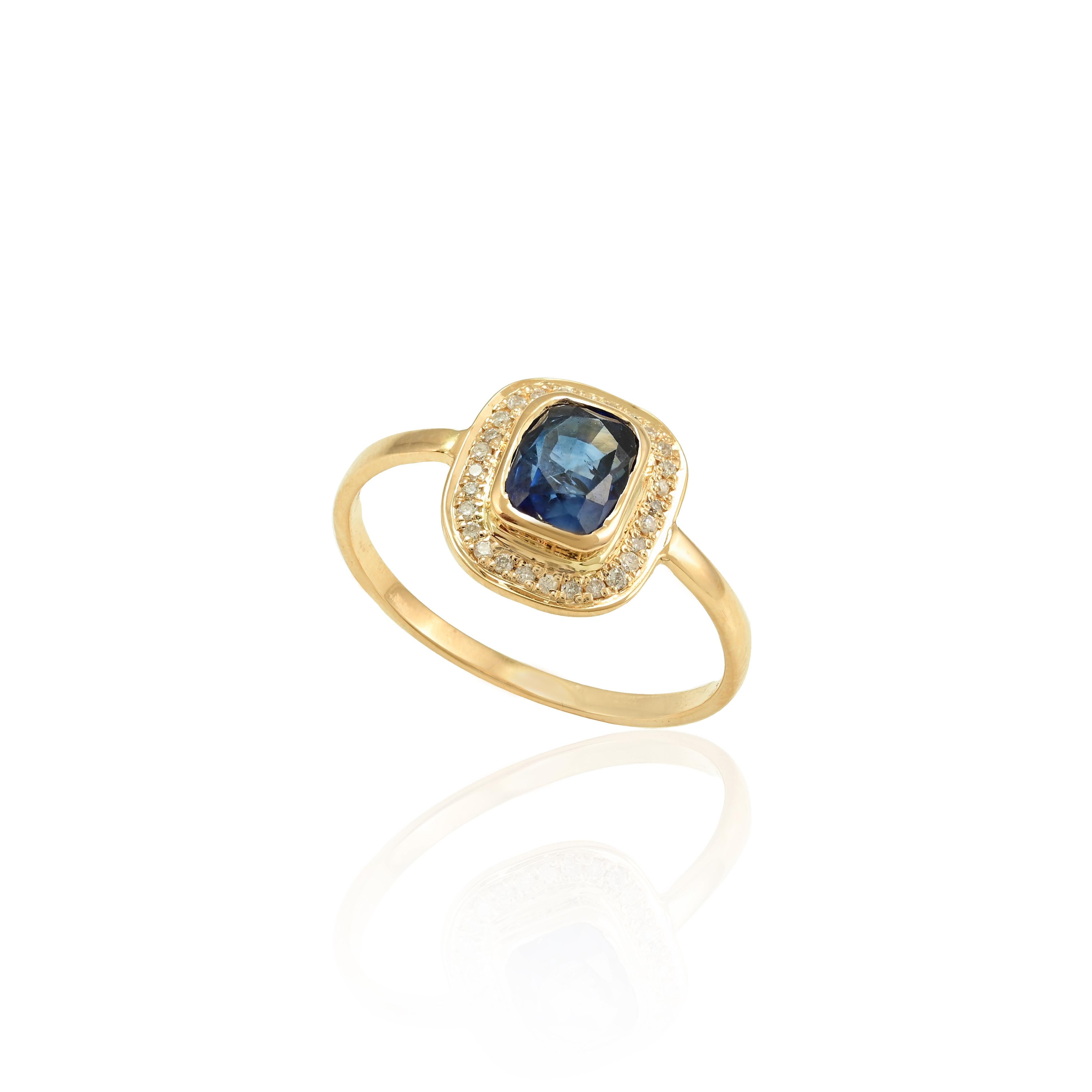 For Sale:  Vintage Deep Bright Blue Sapphire and Diamond Halo Ring 18k Solid Yellow Gold 6