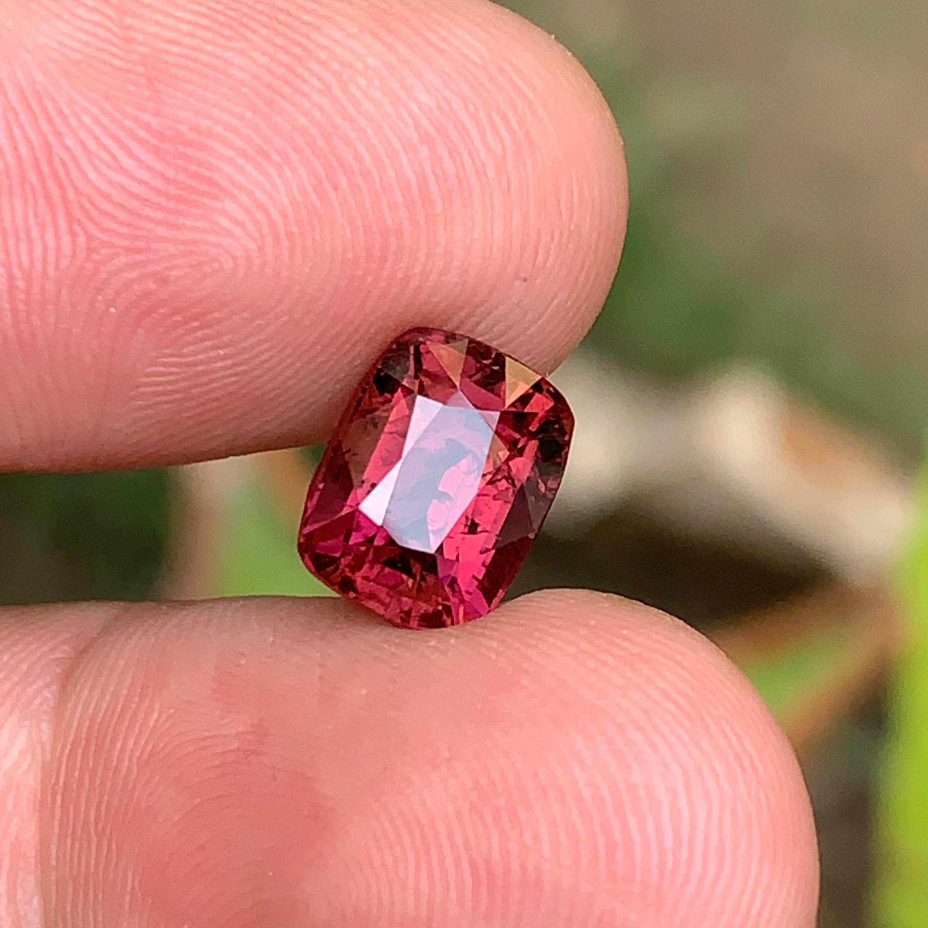 Tourmaline rose foncé 3.73Ct Cushion Cut Natural Loose Gemstone for Ring Neuf - En vente à Peshawar, PK