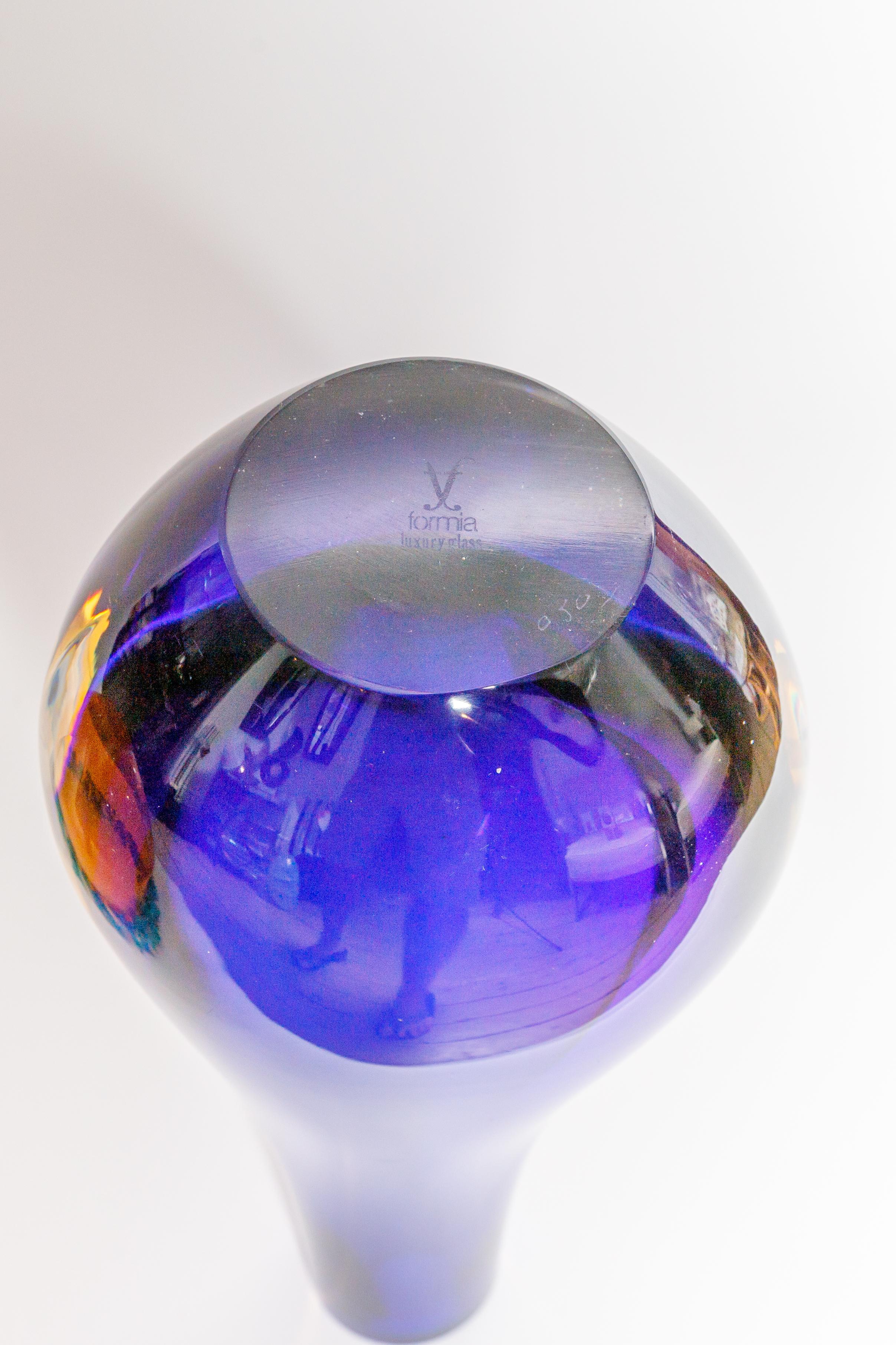 Mid-Century Modern Deep Cobalt Blue Murano Glass Vase, signed For Sale