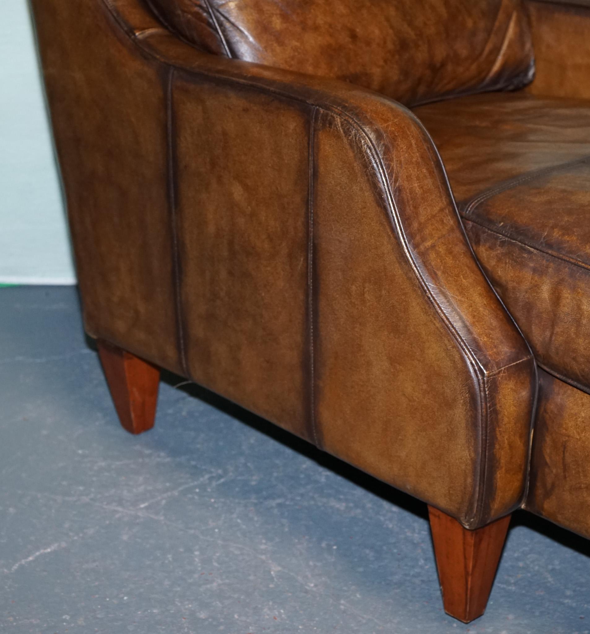 British DEEP COGNAC HAND DYED LEATHER CHAISE LOUNGE ARMCHAiR SEATING For Sale