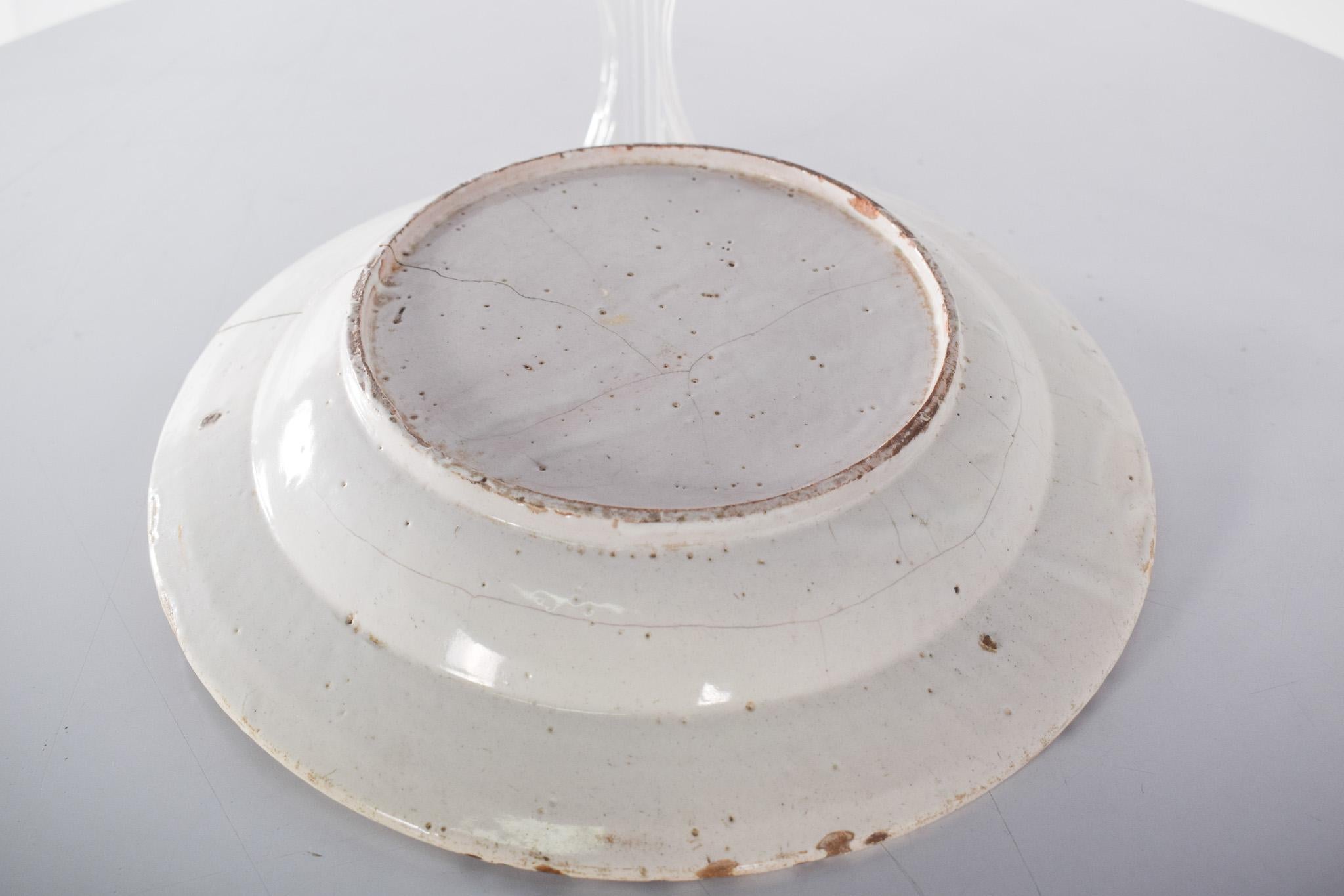 Mid-Century Modern Plat profond en faïence portugaise en vente