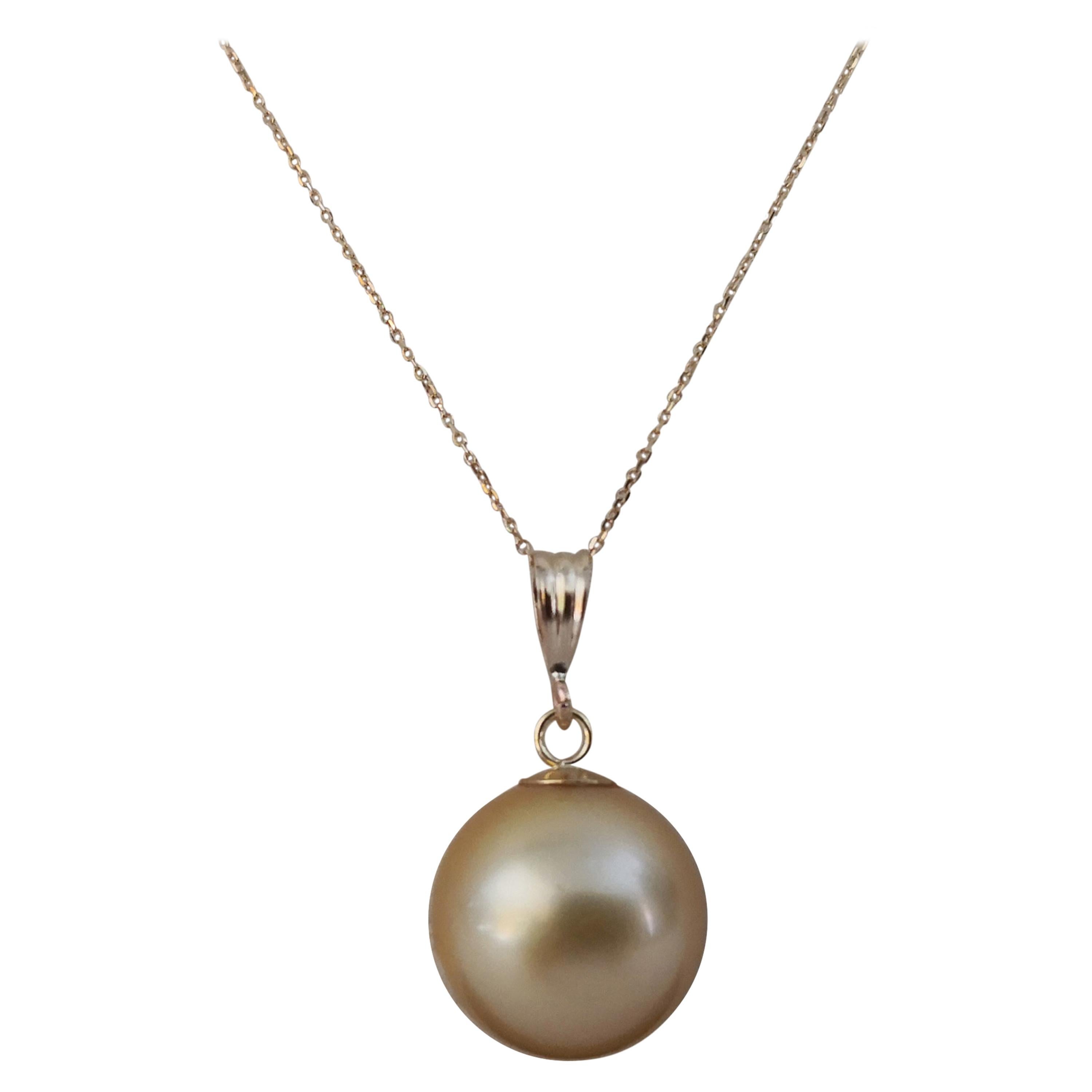 Deep Golden Color South Sea Pearl Round, Gold Pendant Necklace For Sale