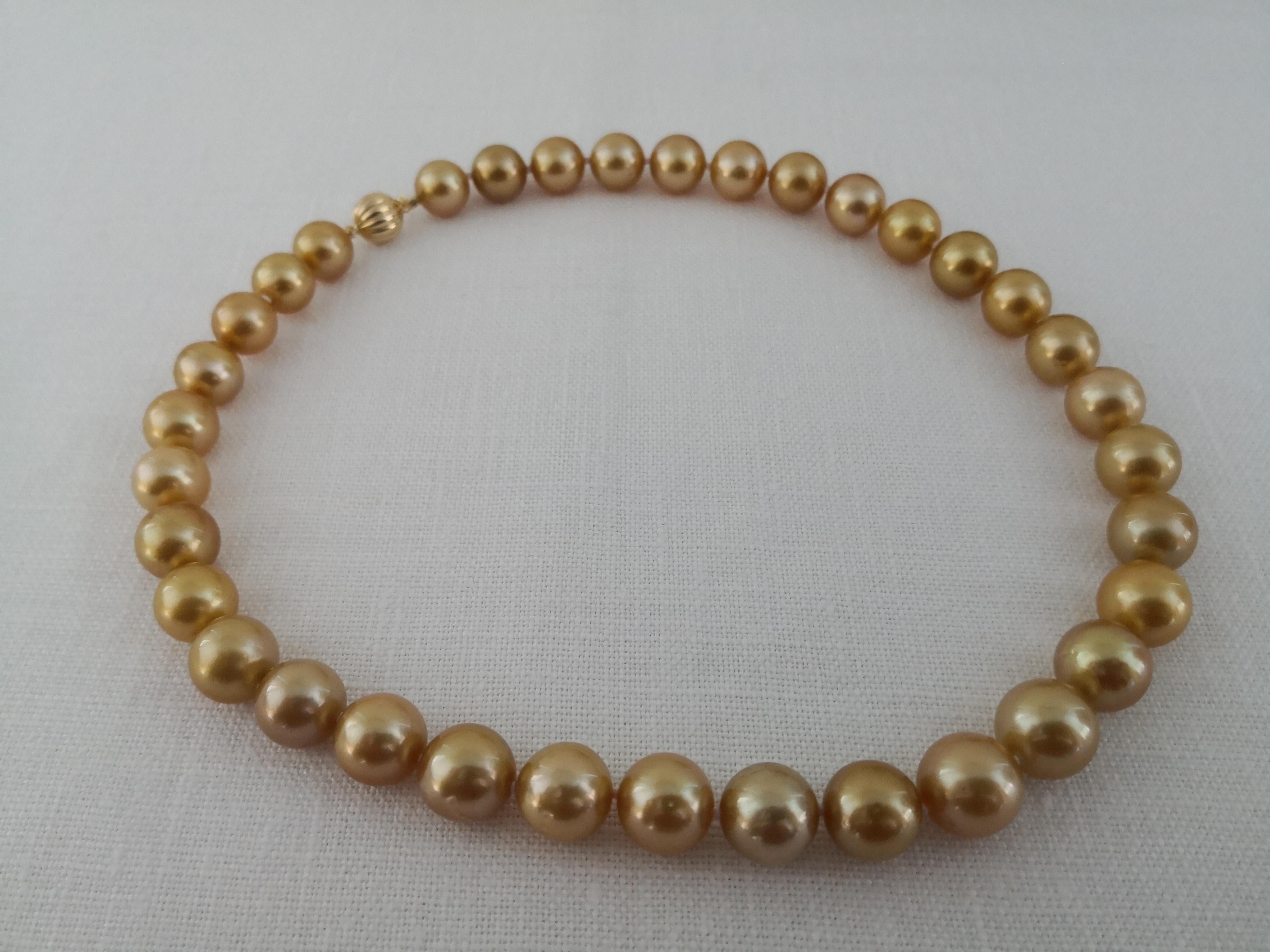 Contemporary Deep Golden Natural Color South Sea Pearls Necklace, Round, 18 Karat Gold For Sale